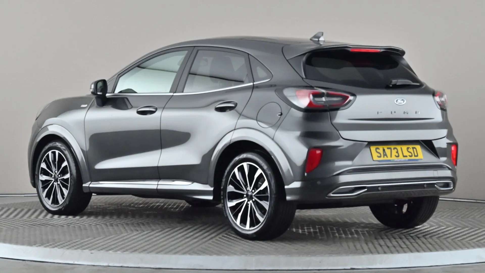 A 2023 FORD PUMA 1.0 EcoBoost Hybrid mHEV 155 ST-Line Vignale A 2023 FORD PUMA 1.0 EcoBoost Hybrid mHEV 155 ST-Line Vignale