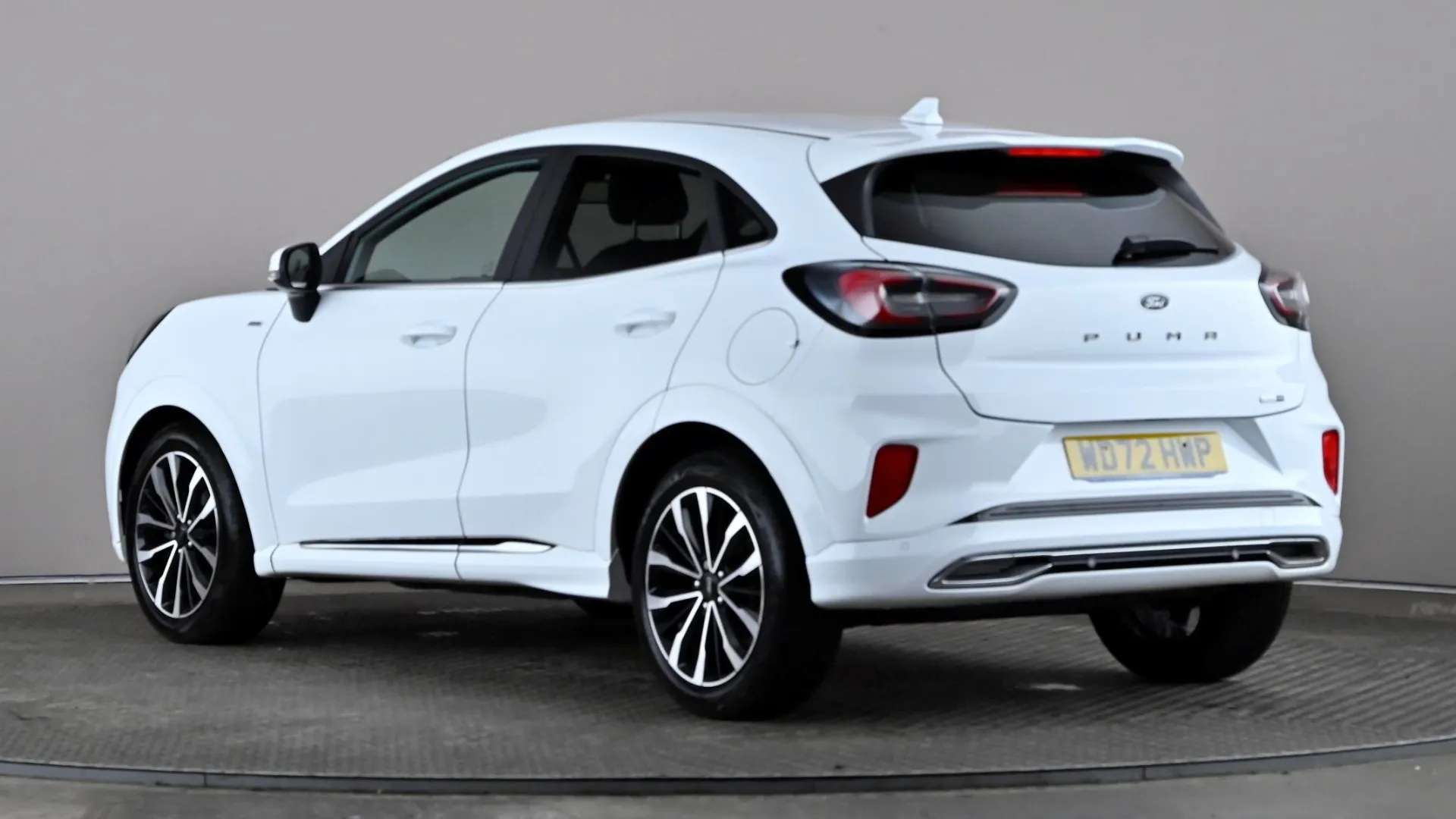 A 2023 FORD PUMA 1.0 EcoBoost Hybrid mHEV ST-Line Vignale A 2023 FORD PUMA 1.0 EcoBoost Hybrid mHEV ST-Line Vignale