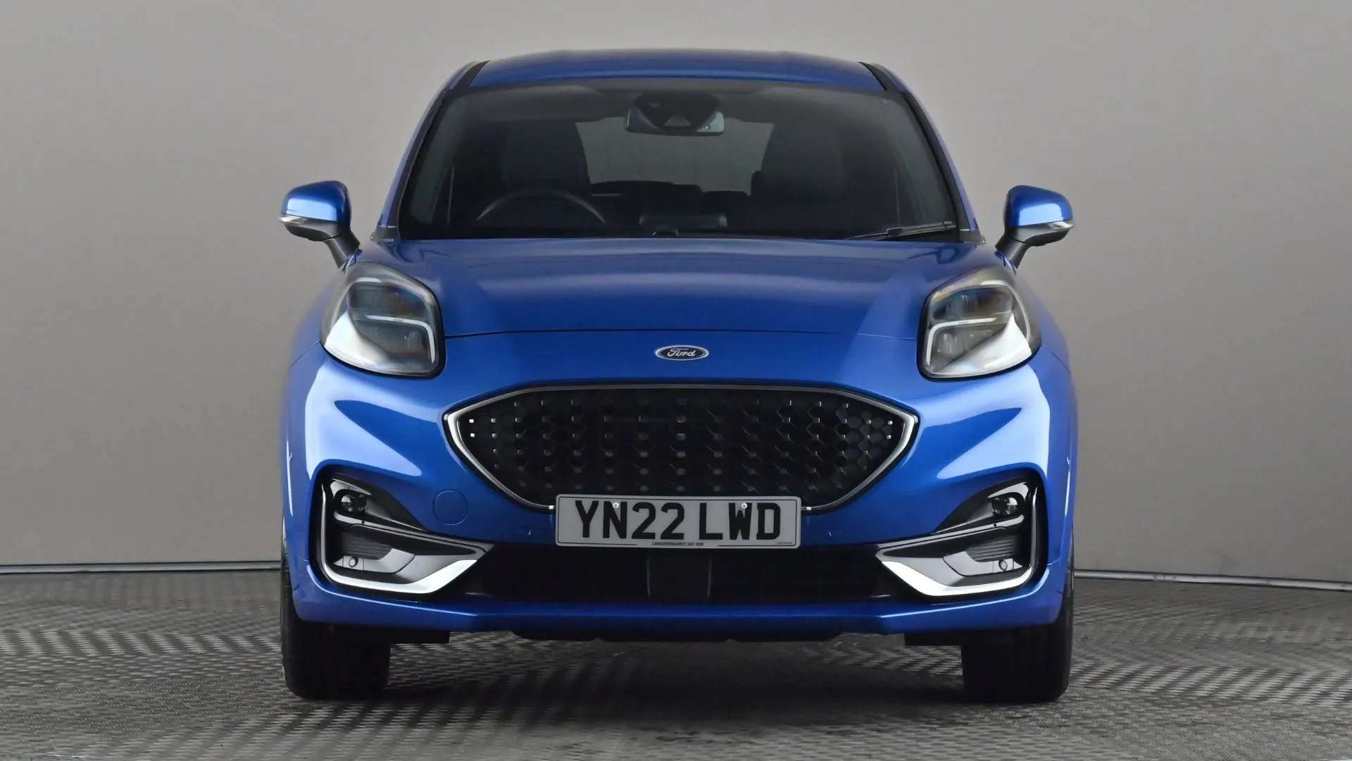 A 2022 FORD PUMA 1.0 EcoBoost Hybrid mHEV ST-Line Vignale A 2022 FORD PUMA 1.0 EcoBoost Hybrid mHEV ST-Line Vignale