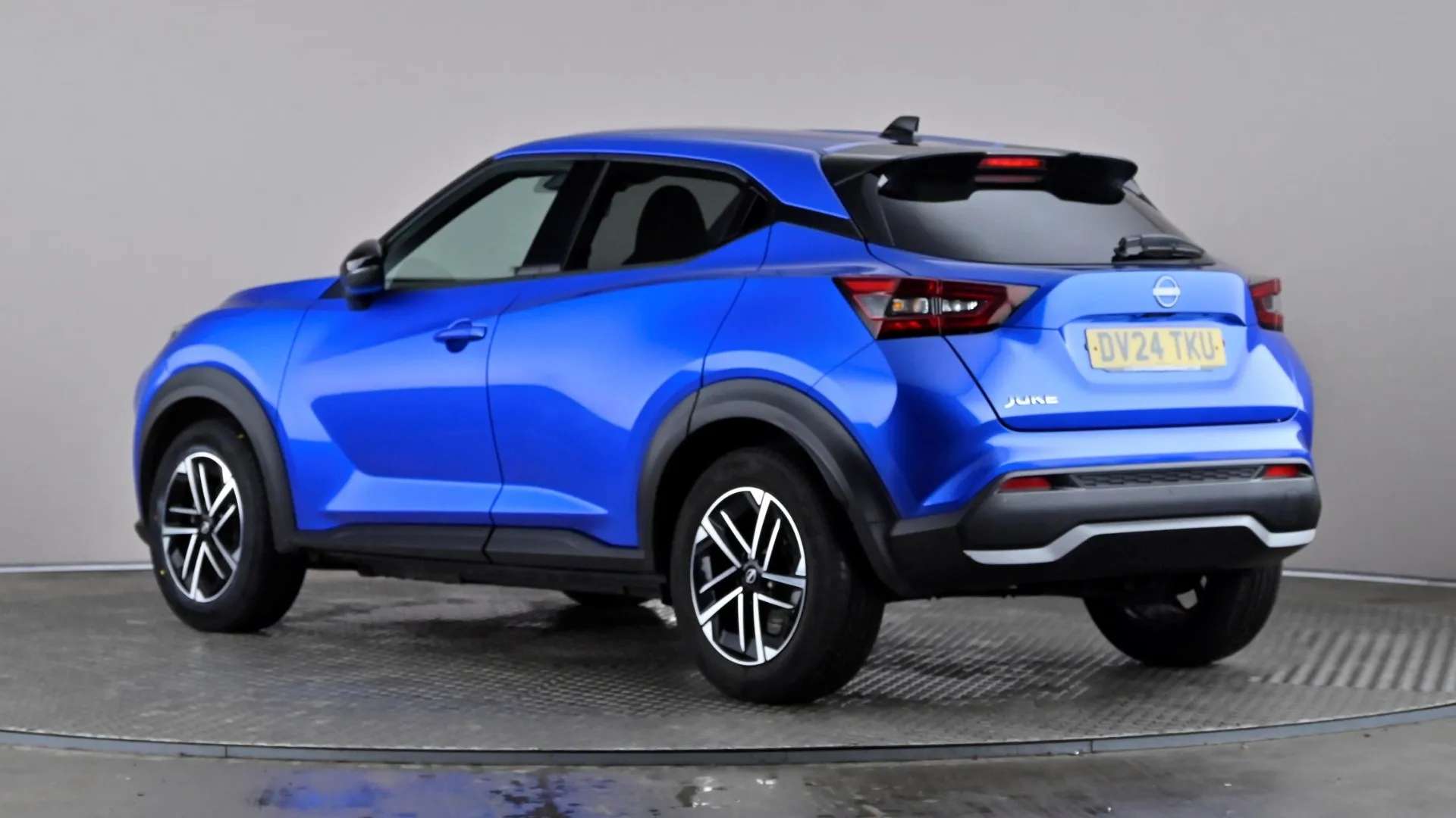 A 2024 NISSAN JUKE 1.0 DiG-T N-Connecta A 2024 NISSAN JUKE 1.0 DiG-T N-Connecta