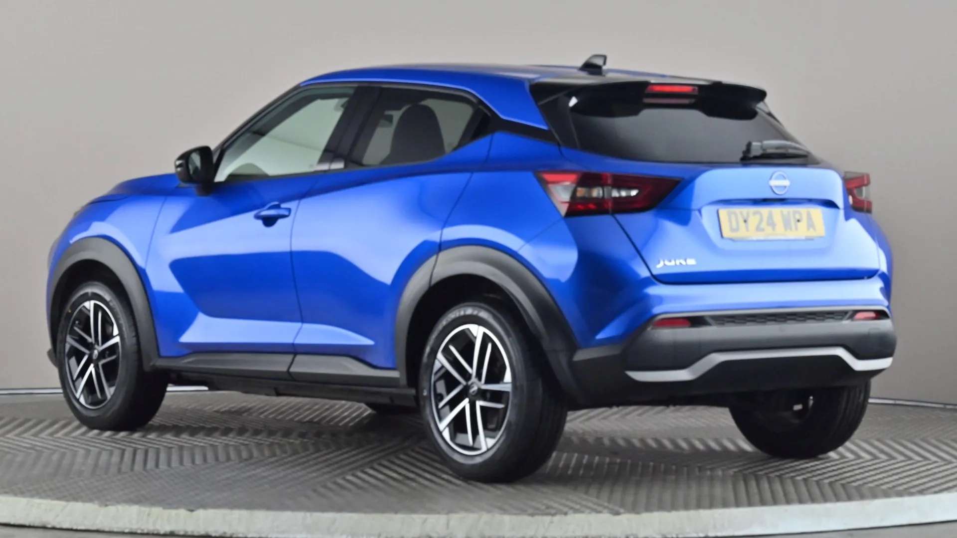 A 2024 NISSAN JUKE 1.0 DiG-T N-Connecta A 2024 NISSAN JUKE 1.0 DiG-T N-Connecta