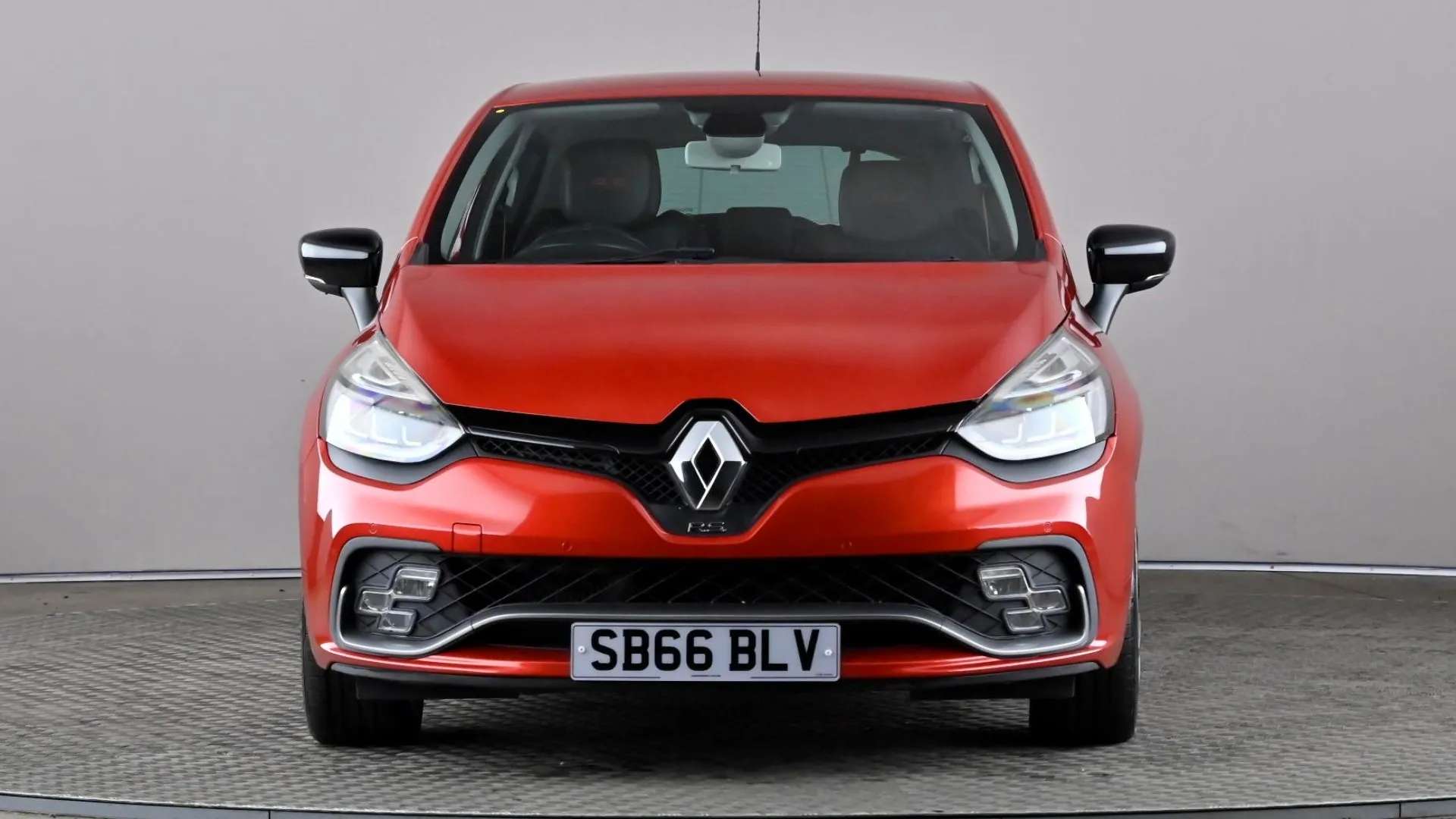 A 2016 RENAULT CLIO 1.6T 16V Renaultsport Nav 200 Auto A 2016 RENAULT CLIO 1.6T 16V Renaultsport Nav 200 Auto