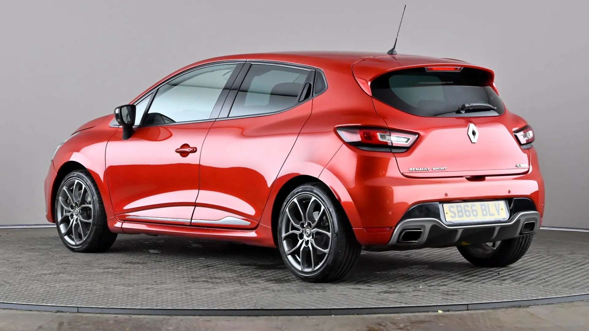 A 2016 RENAULT CLIO 1.6T 16V Renaultsport Nav 200 Auto A 2016 RENAULT CLIO 1.6T 16V Renaultsport Nav 200 Auto