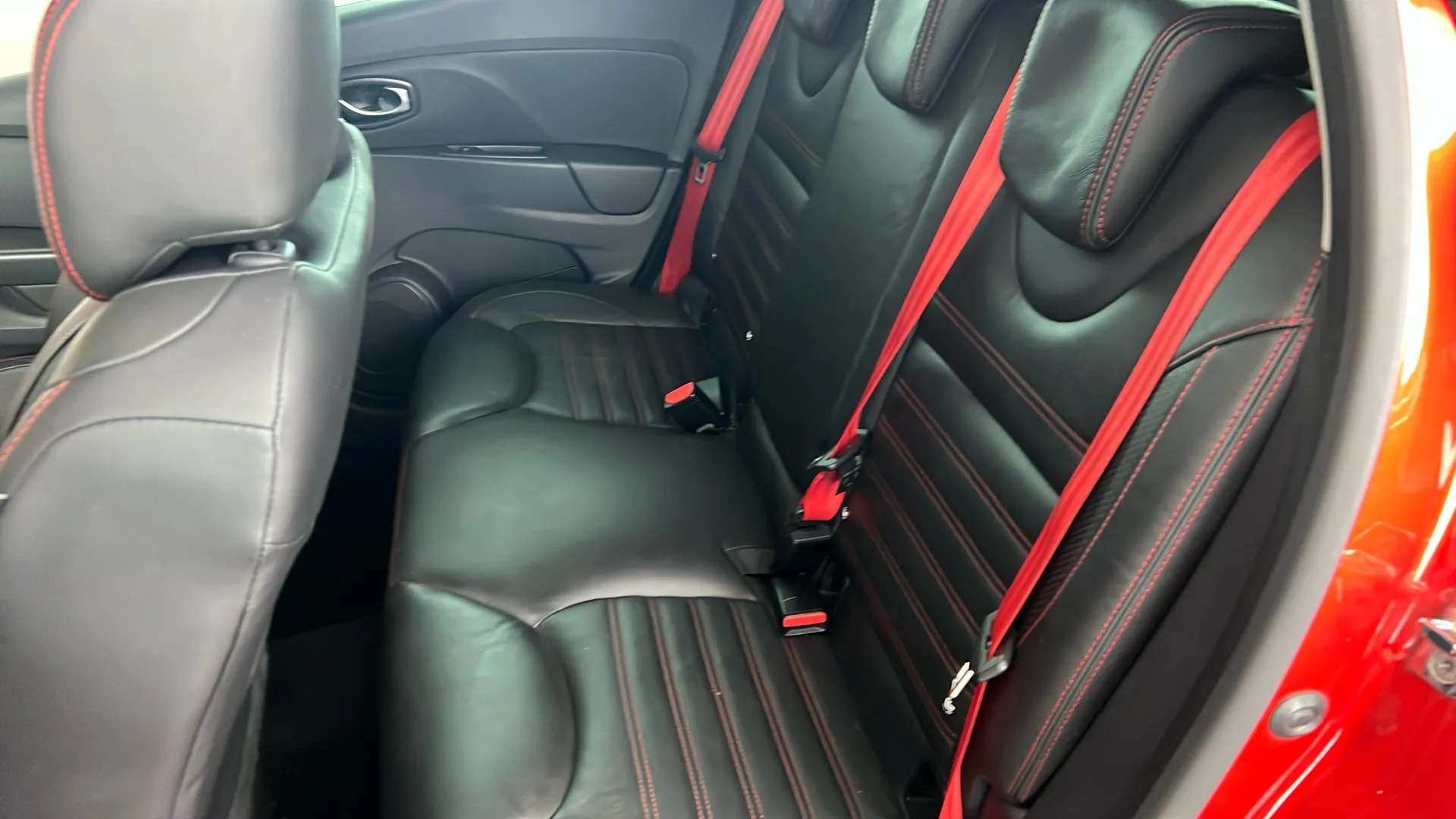 2016 RENAULT CLIO 2016 RENAULT CLIO