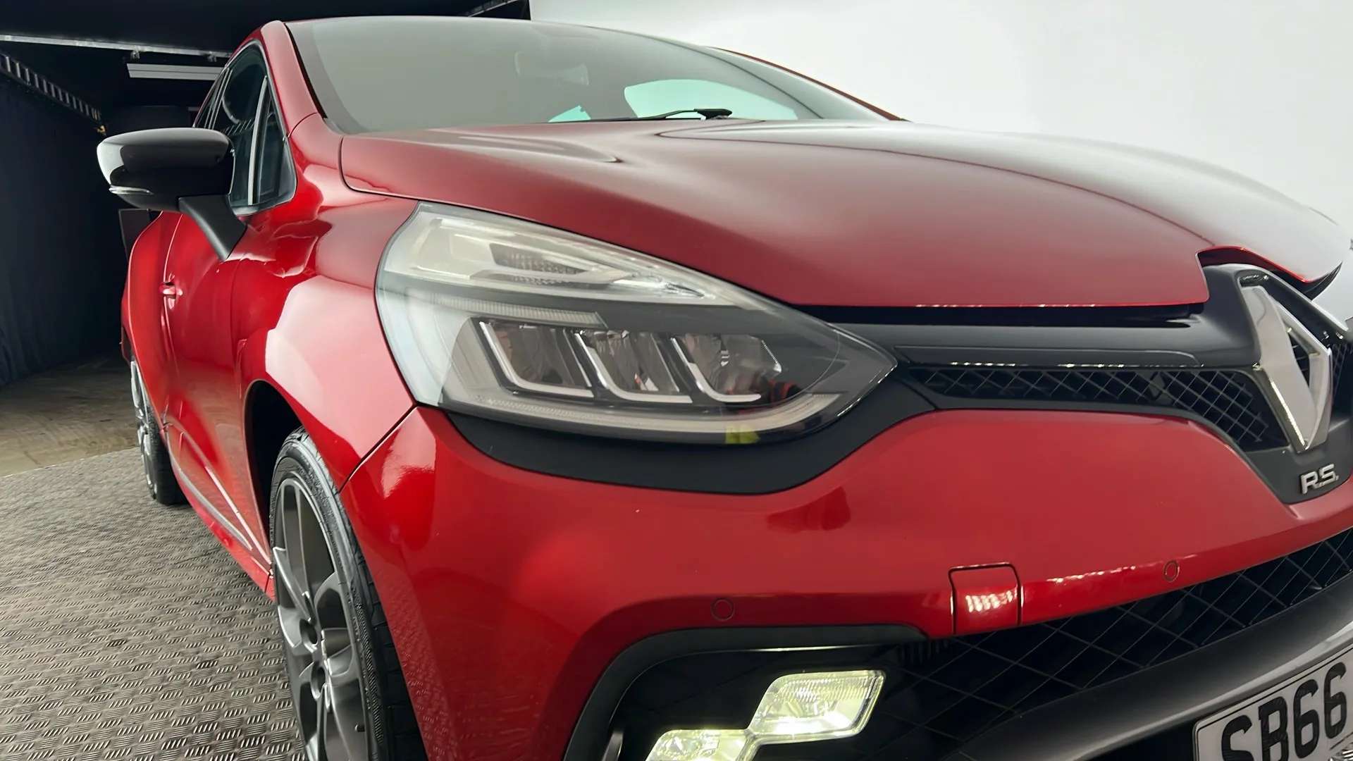 2016 RENAULT CLIO 2016 RENAULT CLIO