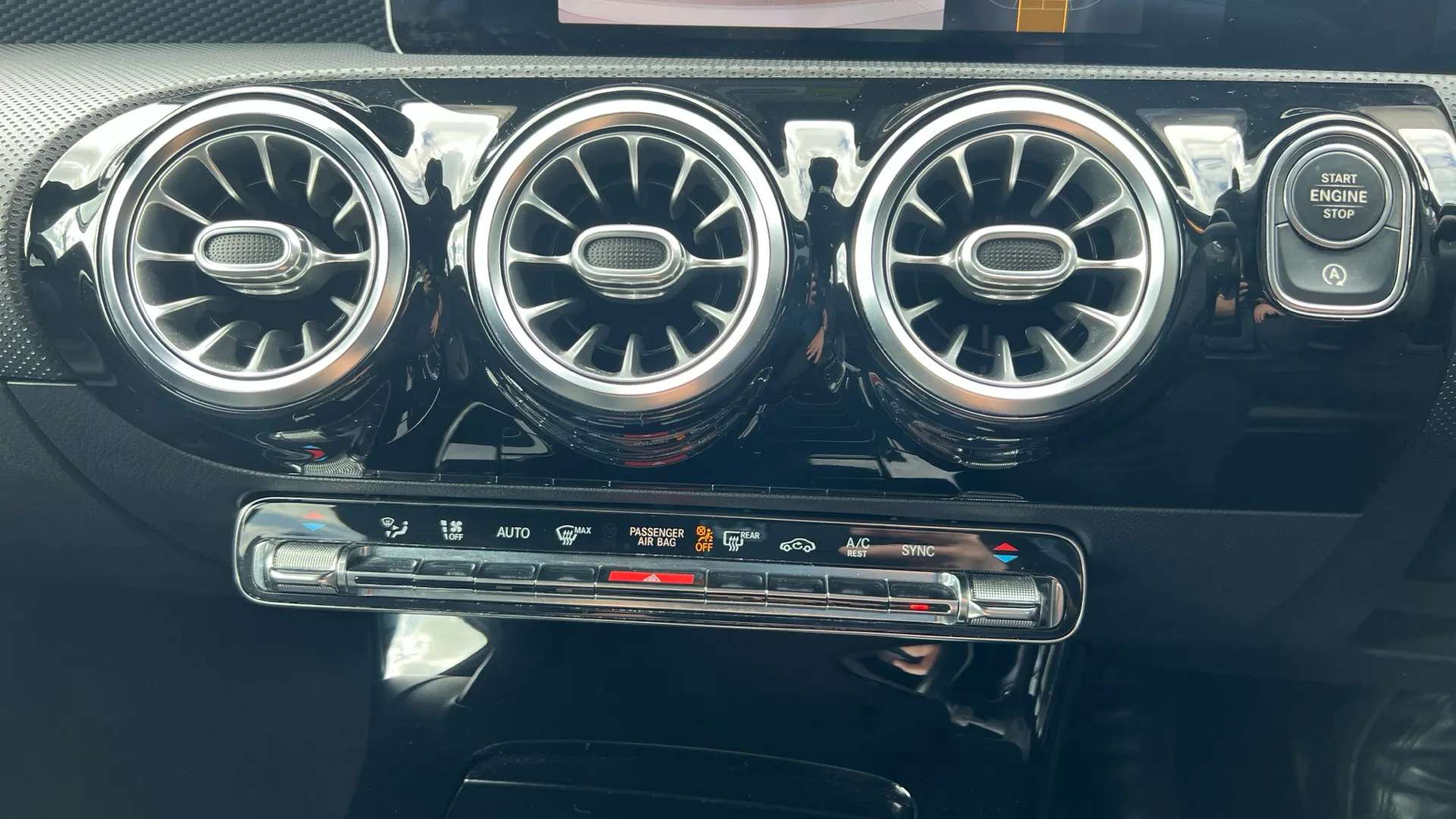 2018 MERCEDES-BENZ A CLASS 2018 MERCEDES-BENZ A CLASS