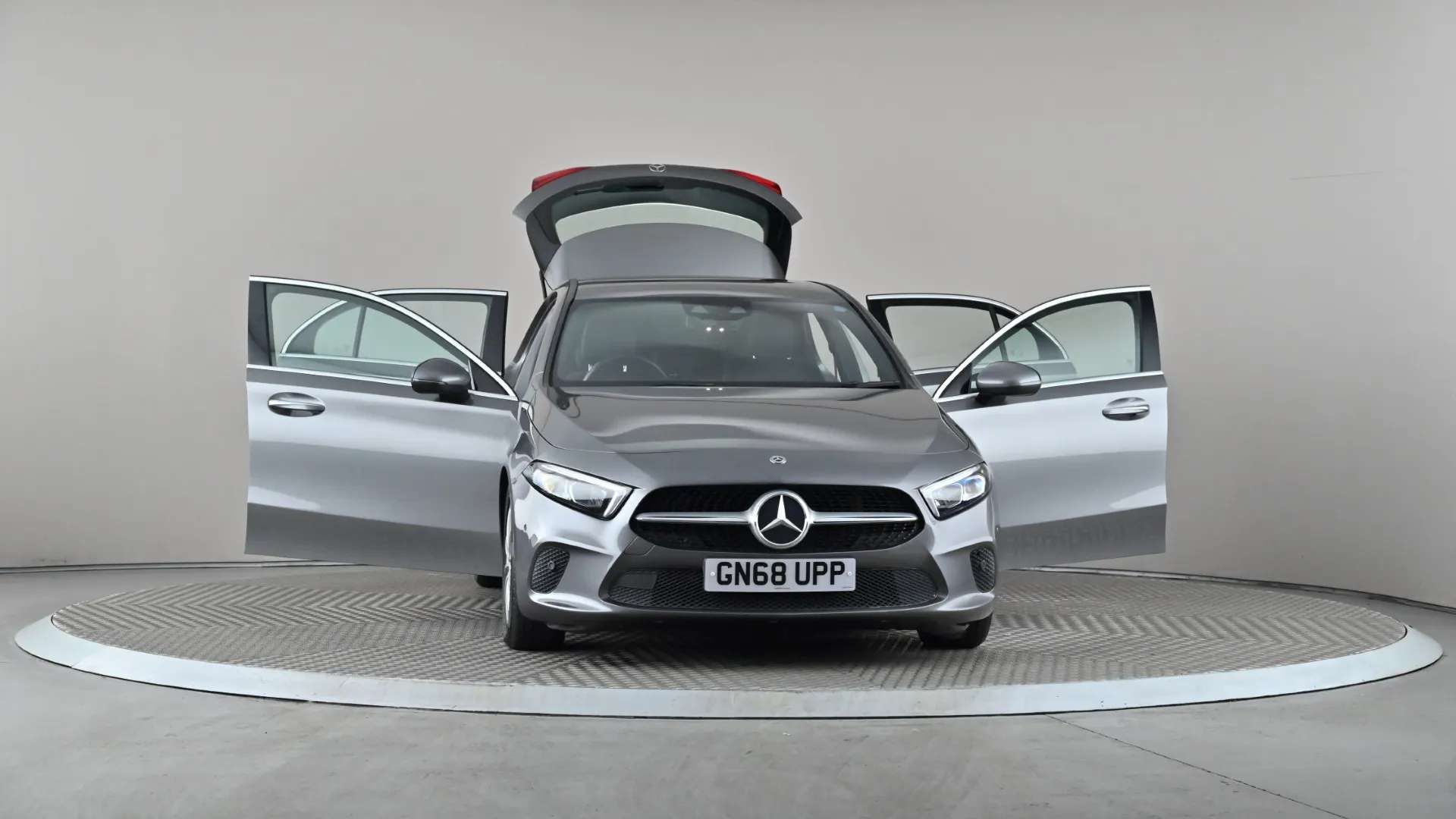 2018 MERCEDES-BENZ A CLASS 2018 MERCEDES-BENZ A CLASS