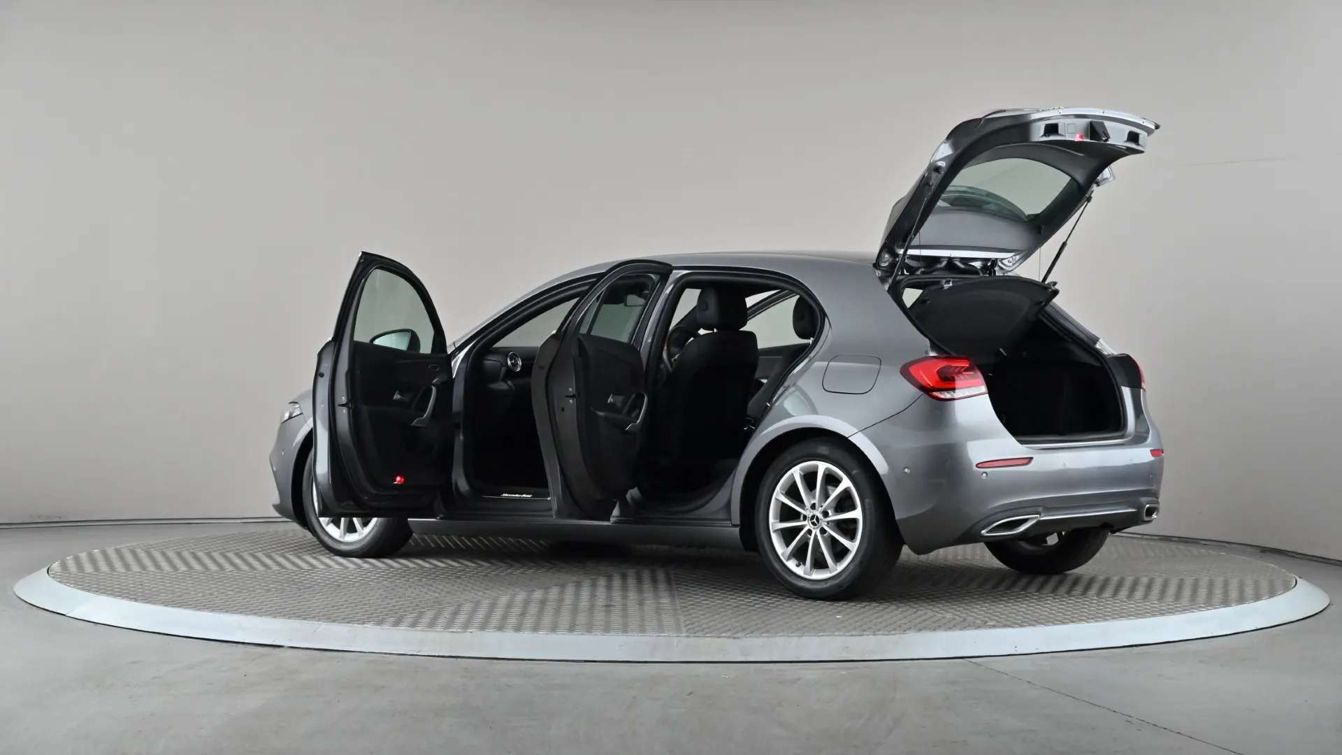 2018 MERCEDES-BENZ A CLASS 2018 MERCEDES-BENZ A CLASS