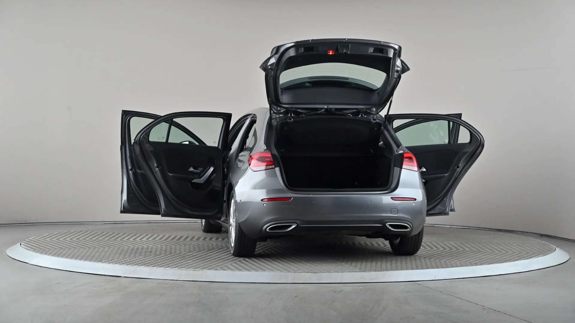 2018 MERCEDES-BENZ A CLASS 2018 MERCEDES-BENZ A CLASS