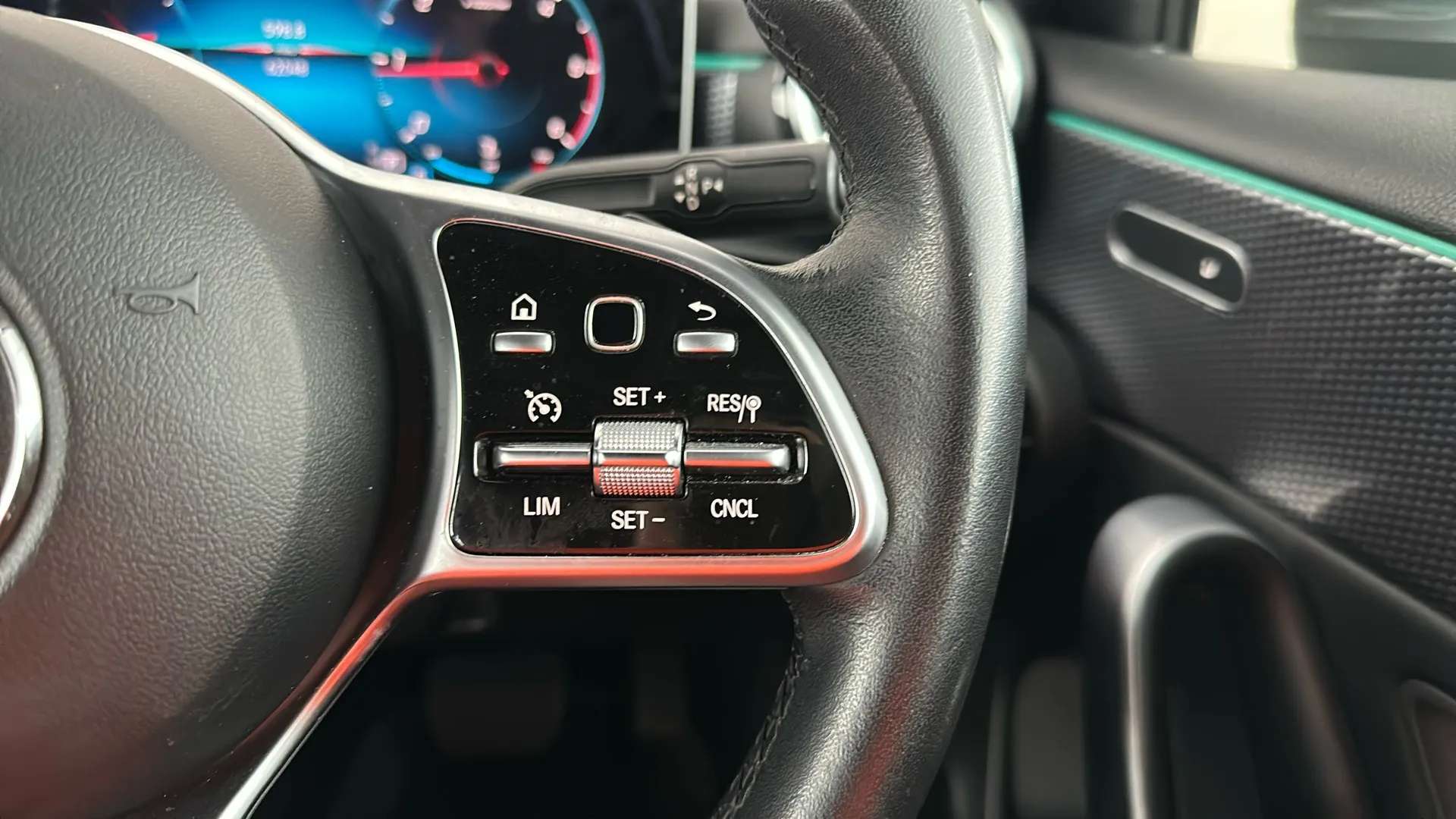 2018 MERCEDES-BENZ A CLASS 2018 MERCEDES-BENZ A CLASS