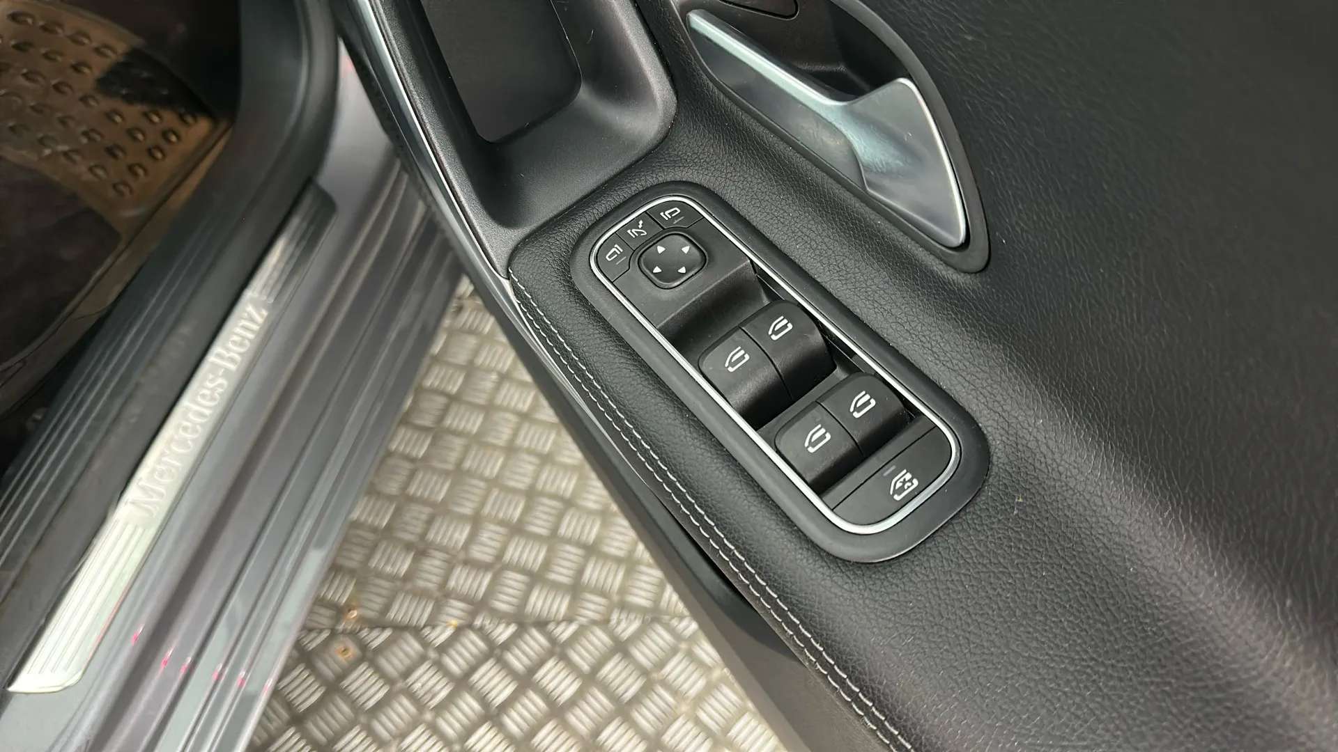 2018 MERCEDES-BENZ A CLASS 2018 MERCEDES-BENZ A CLASS