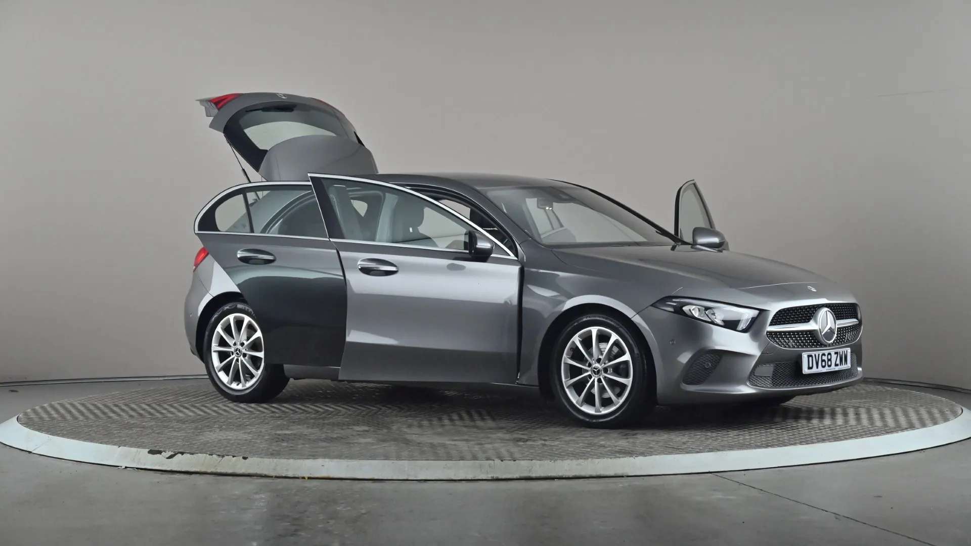 2018 MERCEDES-BENZ A CLASS 2018 MERCEDES-BENZ A CLASS