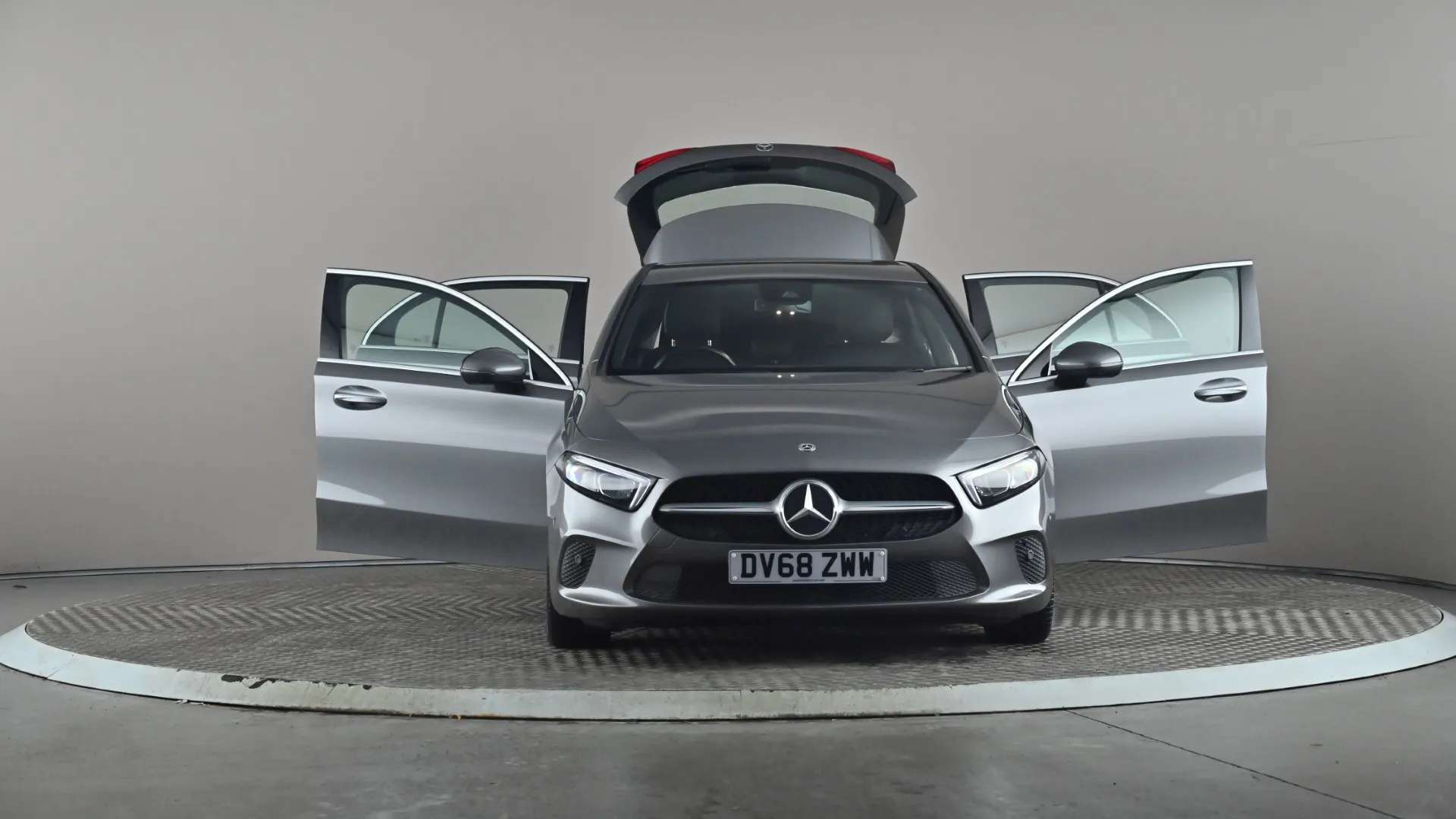 2018 MERCEDES-BENZ A CLASS 2018 MERCEDES-BENZ A CLASS