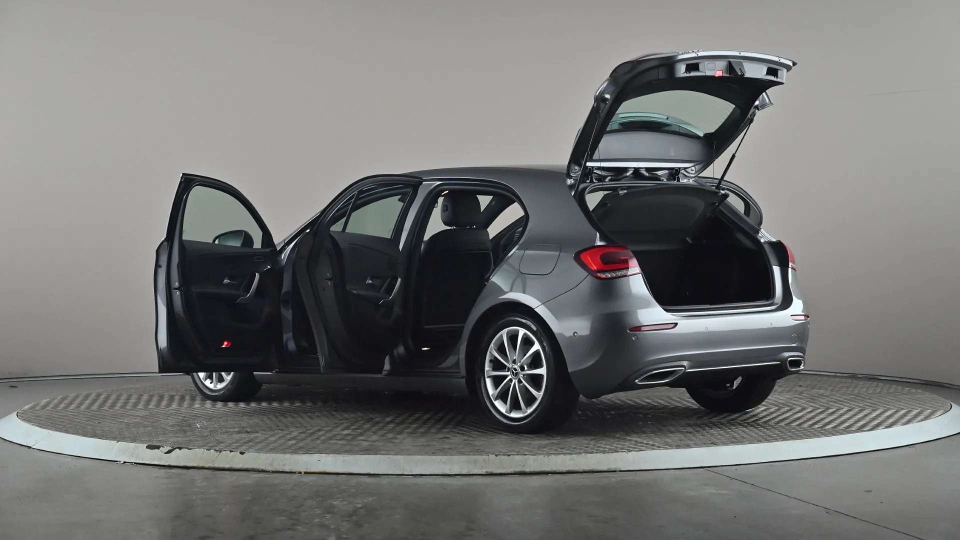 2018 MERCEDES-BENZ A CLASS 2018 MERCEDES-BENZ A CLASS