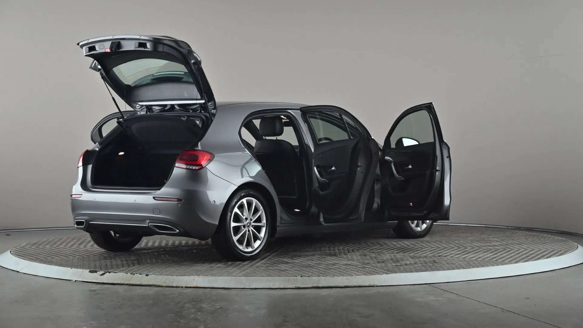 2018 MERCEDES-BENZ A CLASS 2018 MERCEDES-BENZ A CLASS