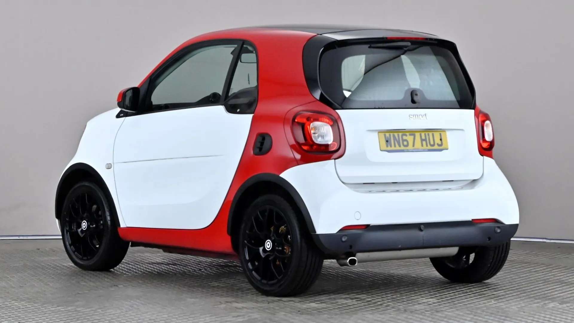 A 2017 SMART FORTWO COUPE 1.0 Prime Sport Premium Auto A 2017 SMART FORTWO COUPE 1.0 Prime Sport Premium Auto