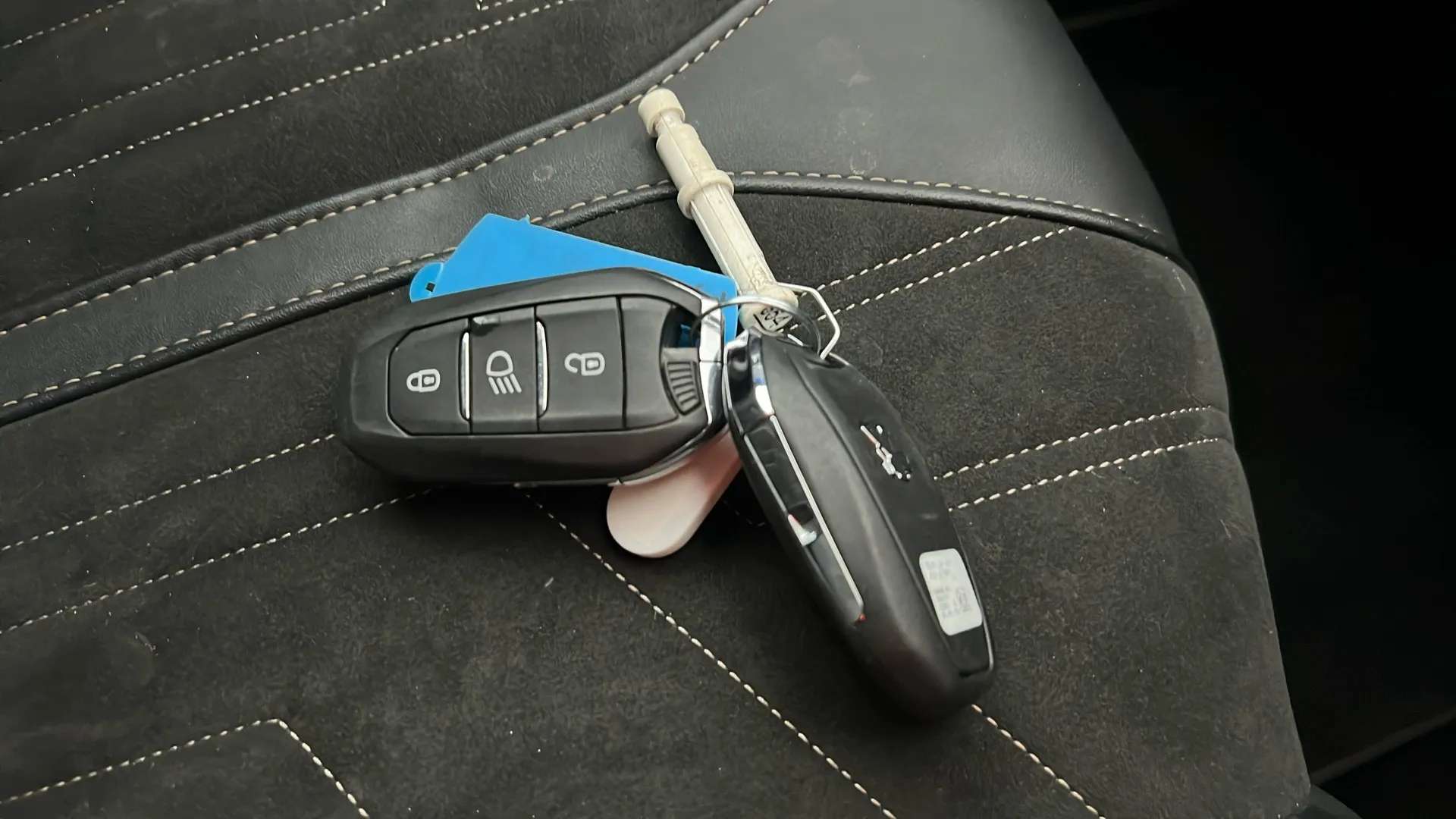 2022 PEUGEOT 3008 2022 PEUGEOT 3008