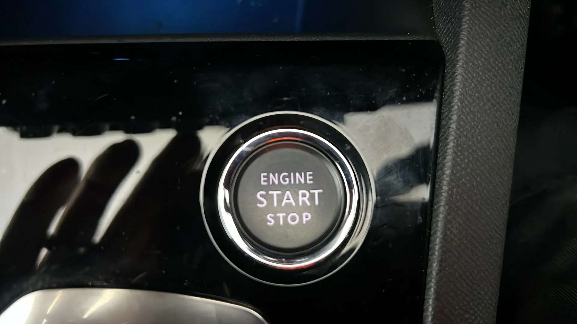 2022 PEUGEOT 3008 2022 PEUGEOT 3008