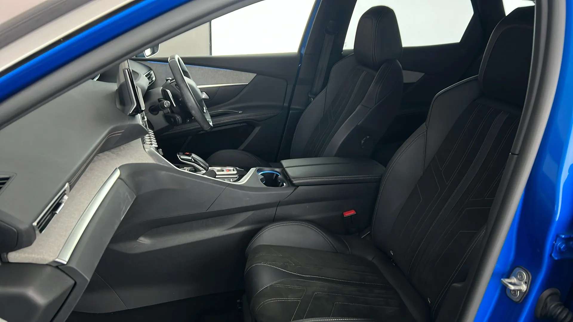 2022 PEUGEOT 3008 2022 PEUGEOT 3008