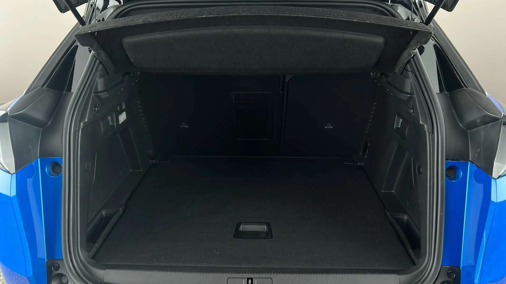 2022 PEUGEOT 3008 2022 PEUGEOT 3008