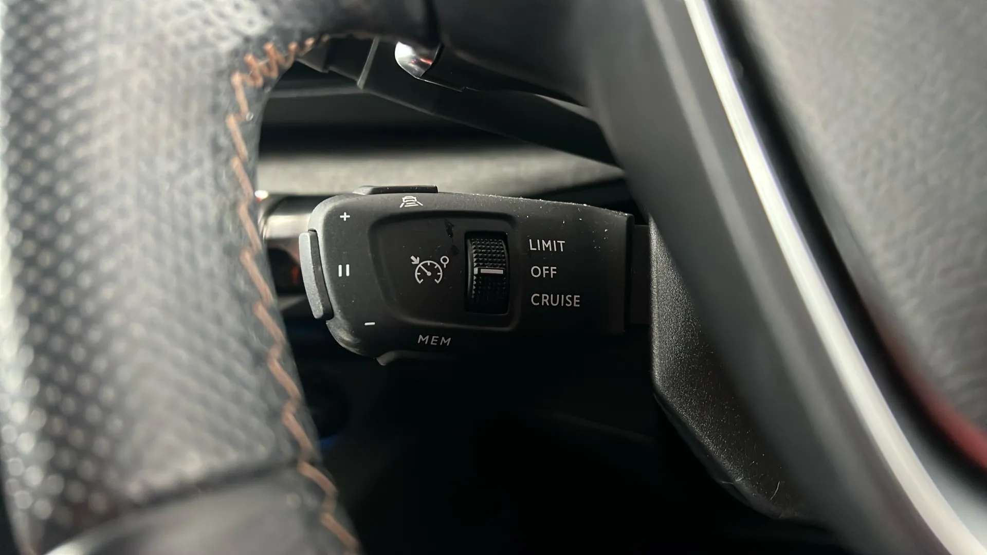 2022 PEUGEOT 3008 2022 PEUGEOT 3008