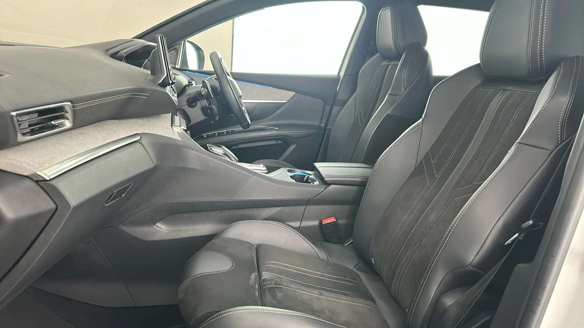 2021 PEUGEOT 3008 2021 PEUGEOT 3008