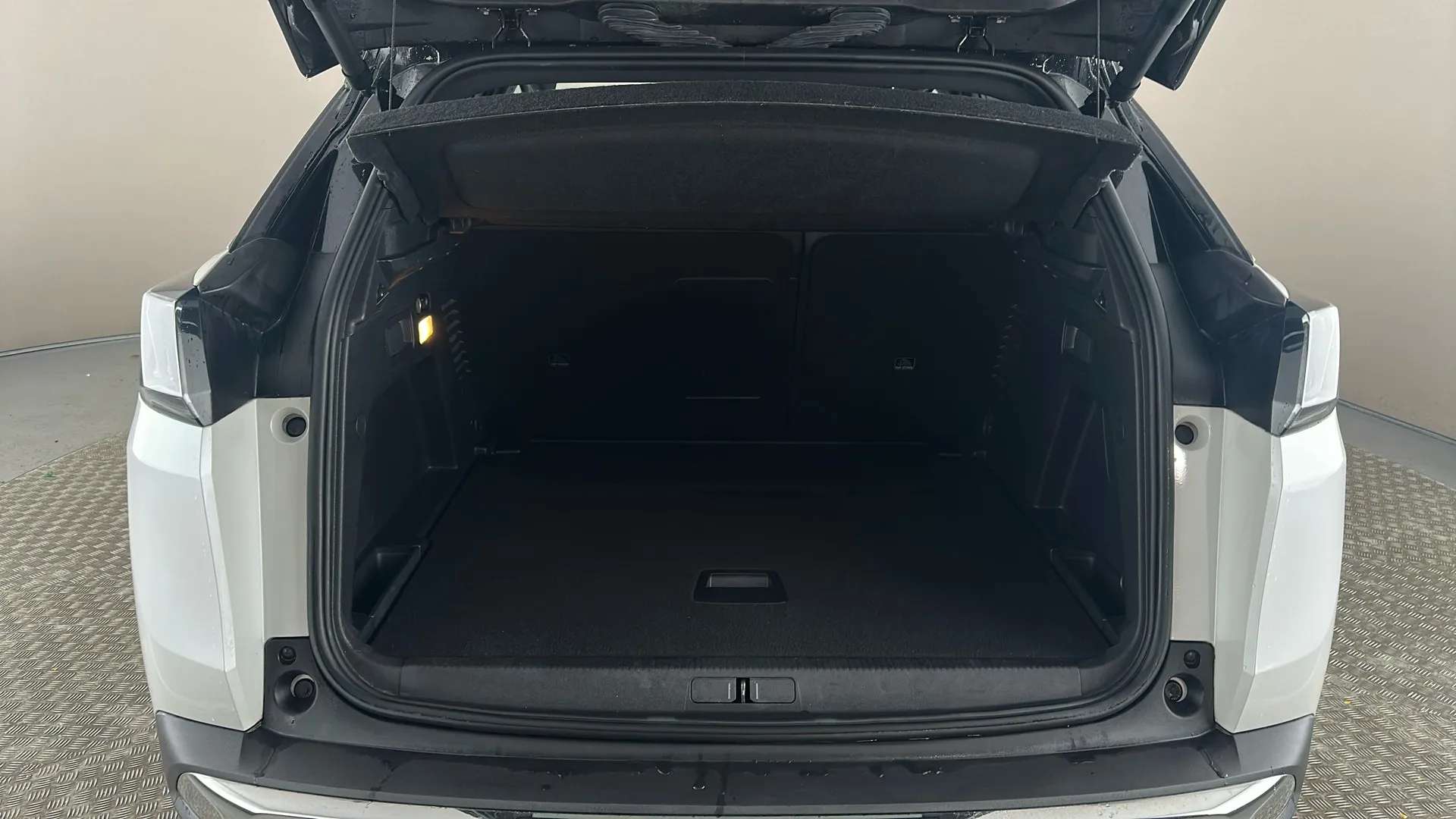 2021 PEUGEOT 3008 2021 PEUGEOT 3008