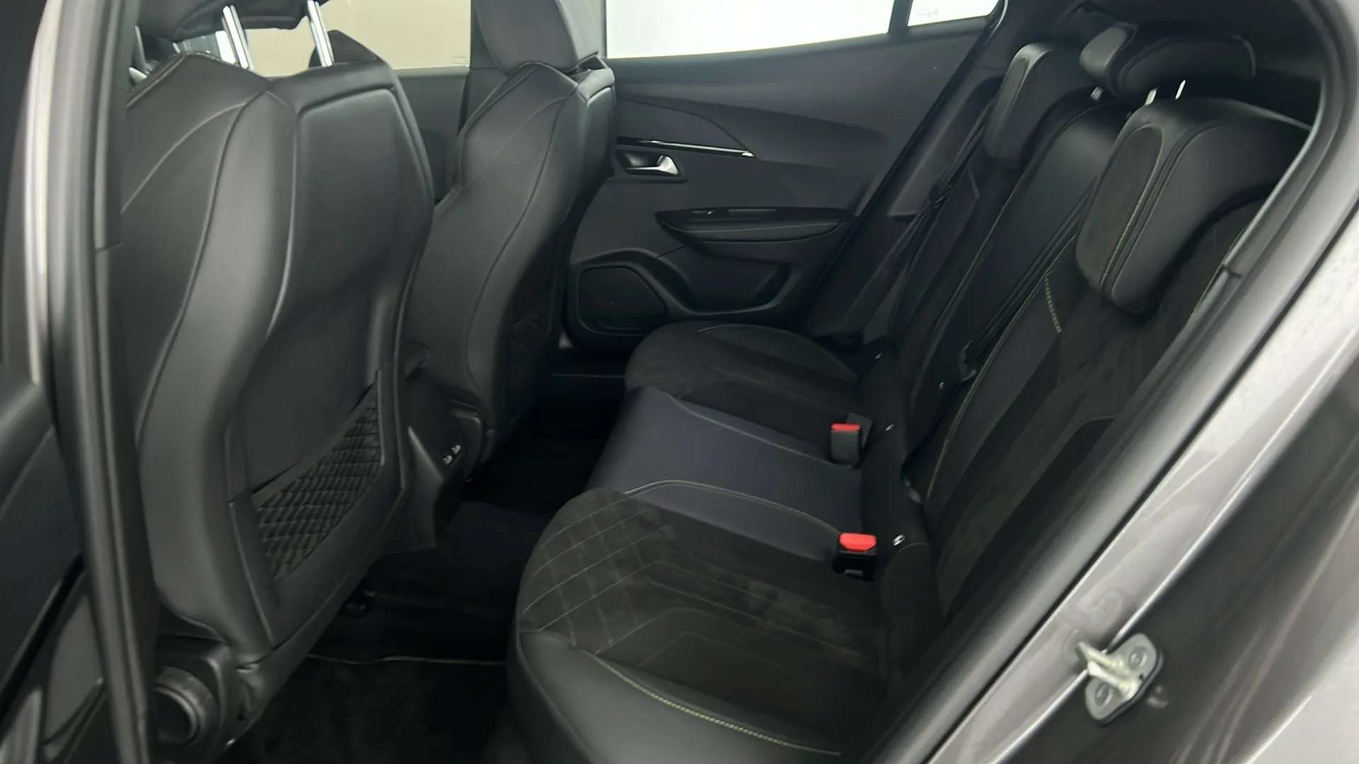 2022 PEUGEOT 2008 2022 PEUGEOT 2008