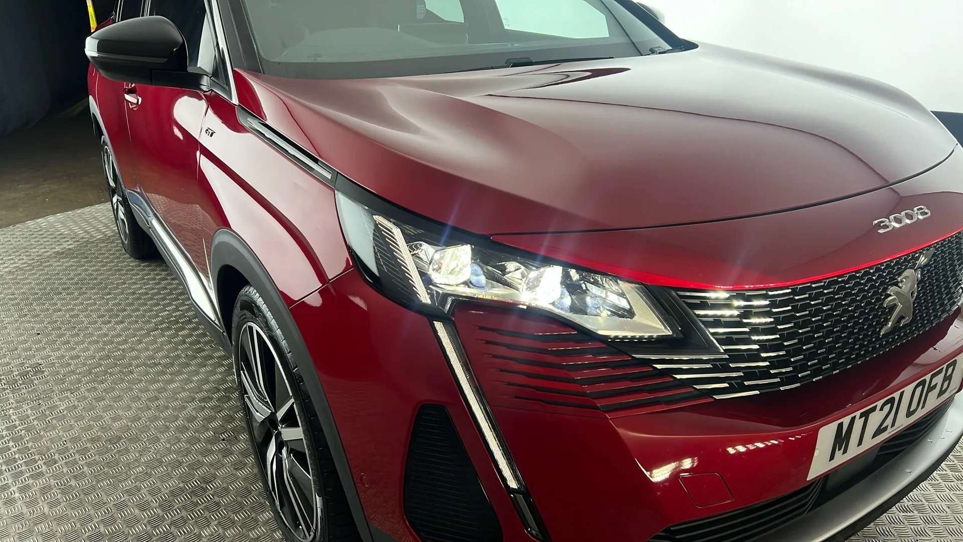 2021 PEUGEOT 3008 2021 PEUGEOT 3008