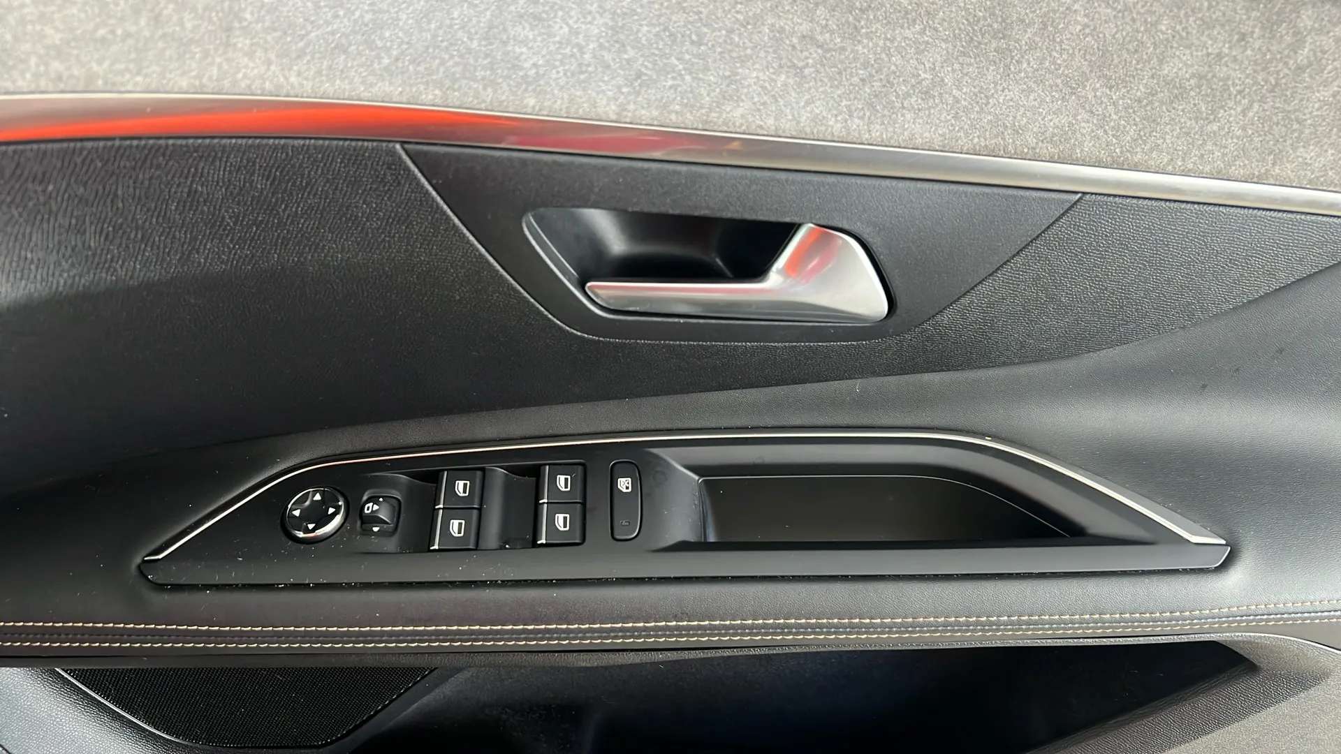 2021 PEUGEOT 3008 2021 PEUGEOT 3008