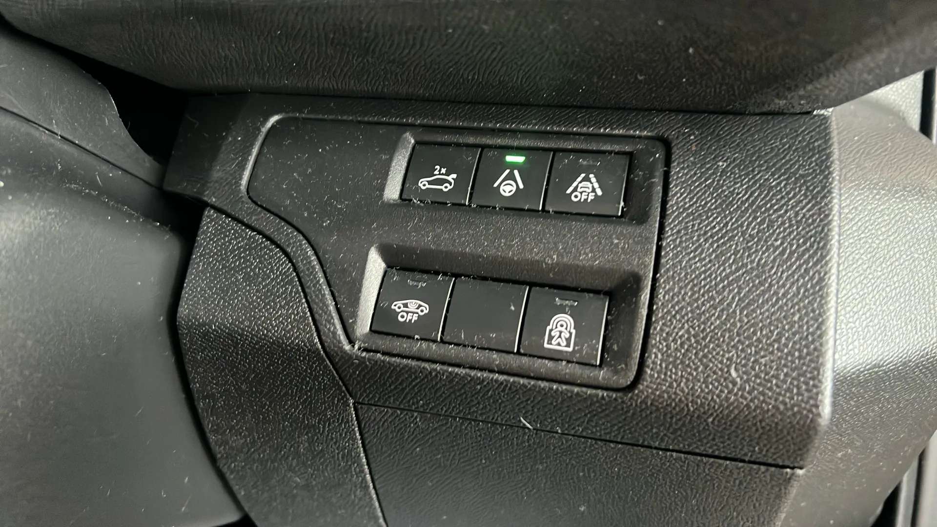 2021 PEUGEOT 3008 2021 PEUGEOT 3008