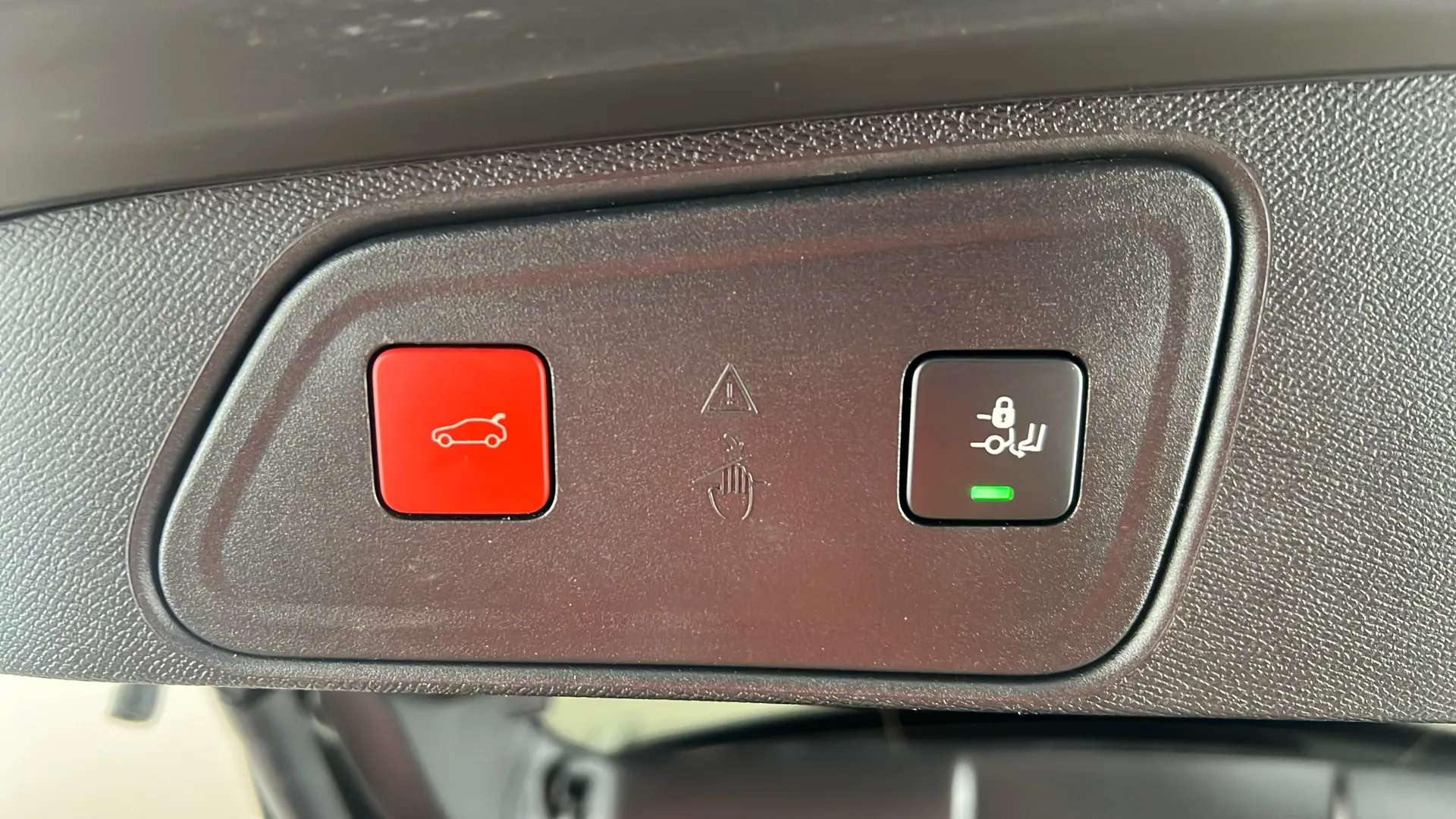 2021 PEUGEOT 3008 2021 PEUGEOT 3008