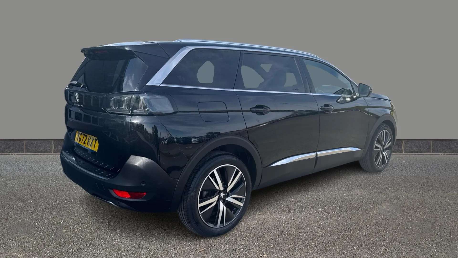 2022 PEUGEOT 5008 2022 PEUGEOT 5008