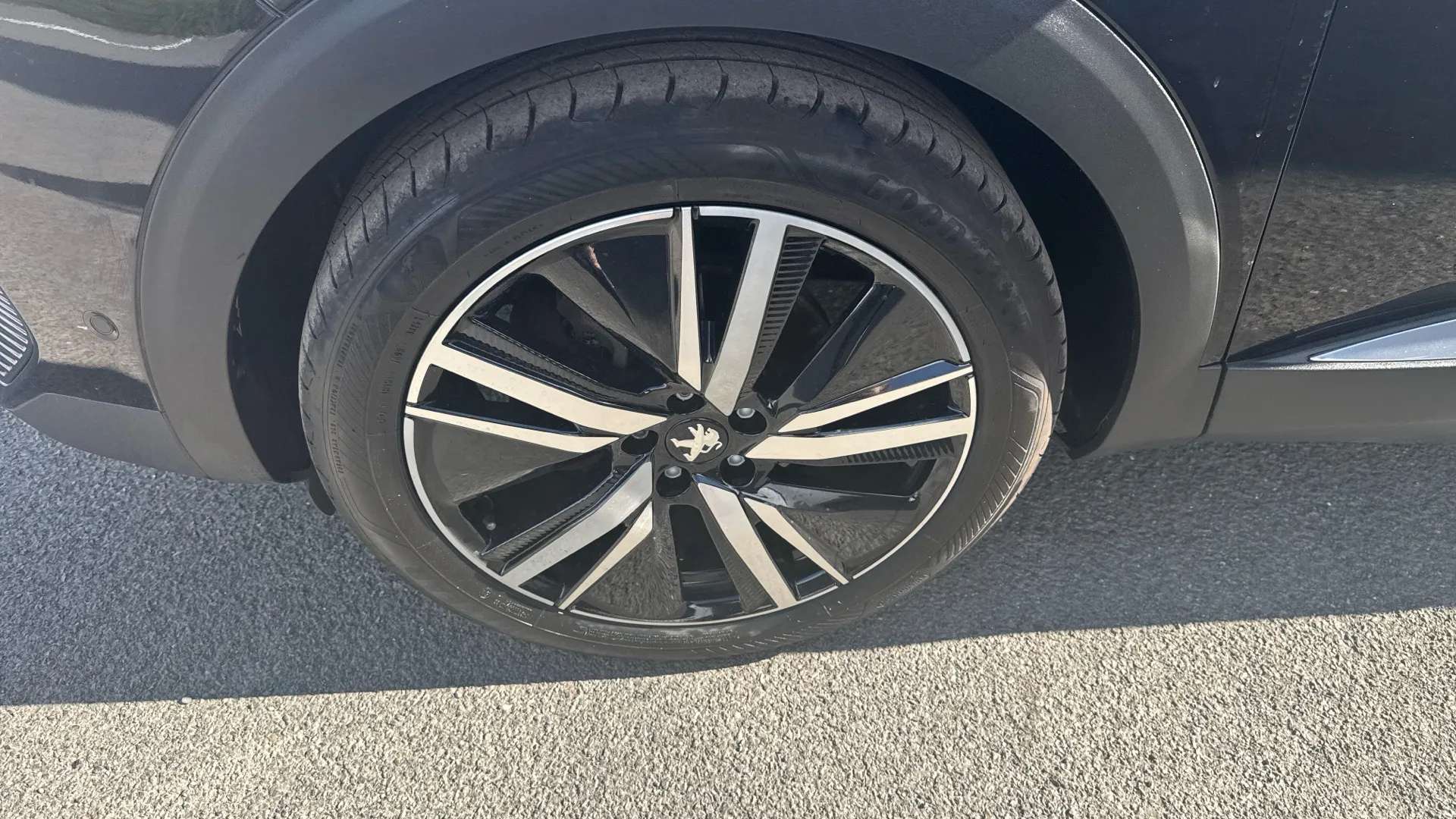 2022 PEUGEOT 5008 2022 PEUGEOT 5008