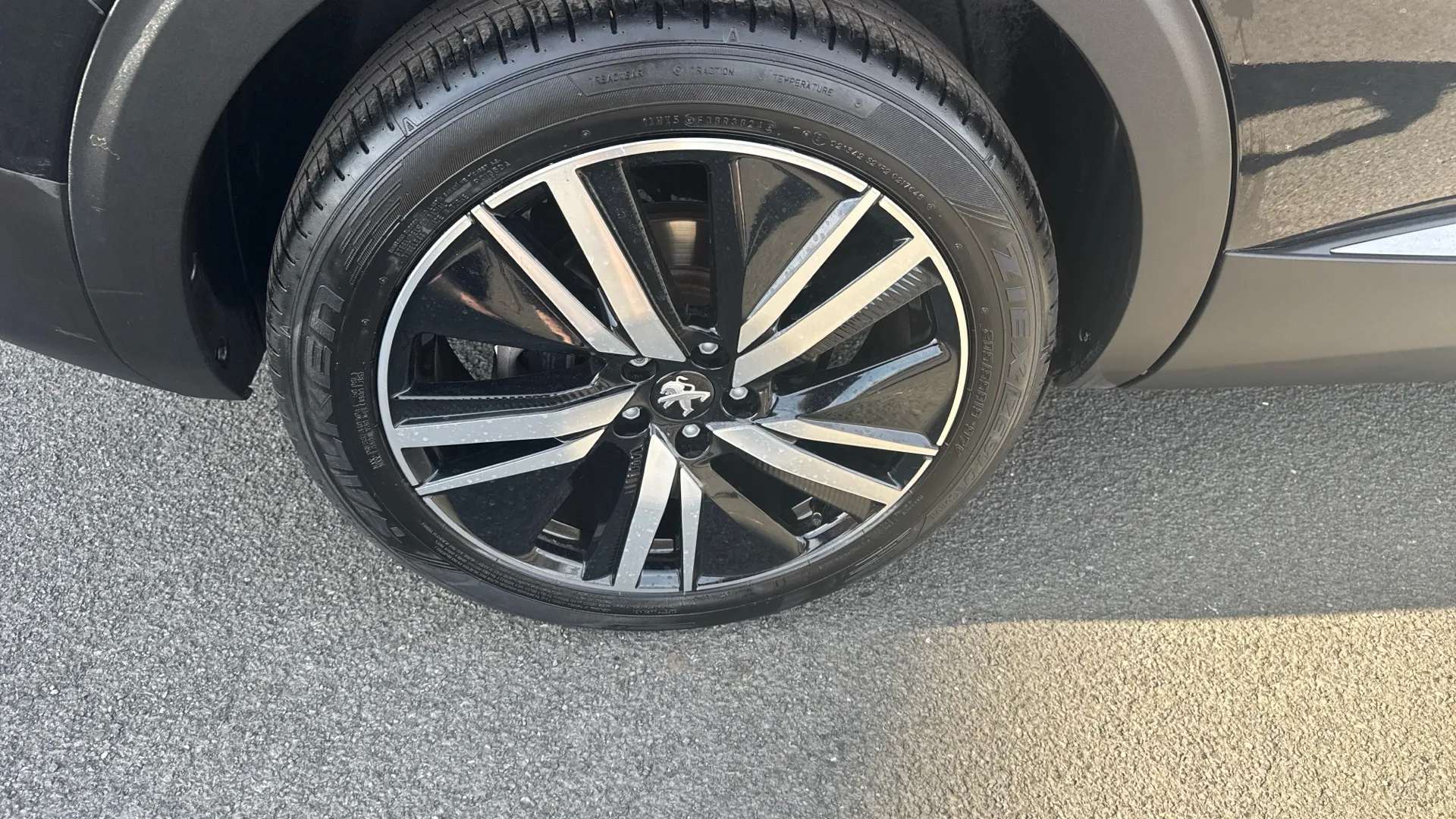 2022 PEUGEOT 5008 2022 PEUGEOT 5008