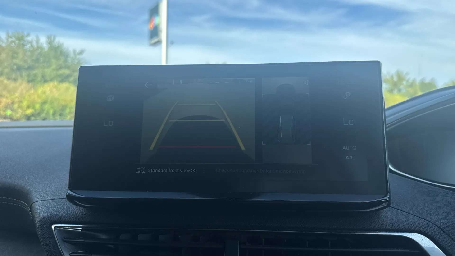 2022 PEUGEOT 5008 2022 PEUGEOT 5008