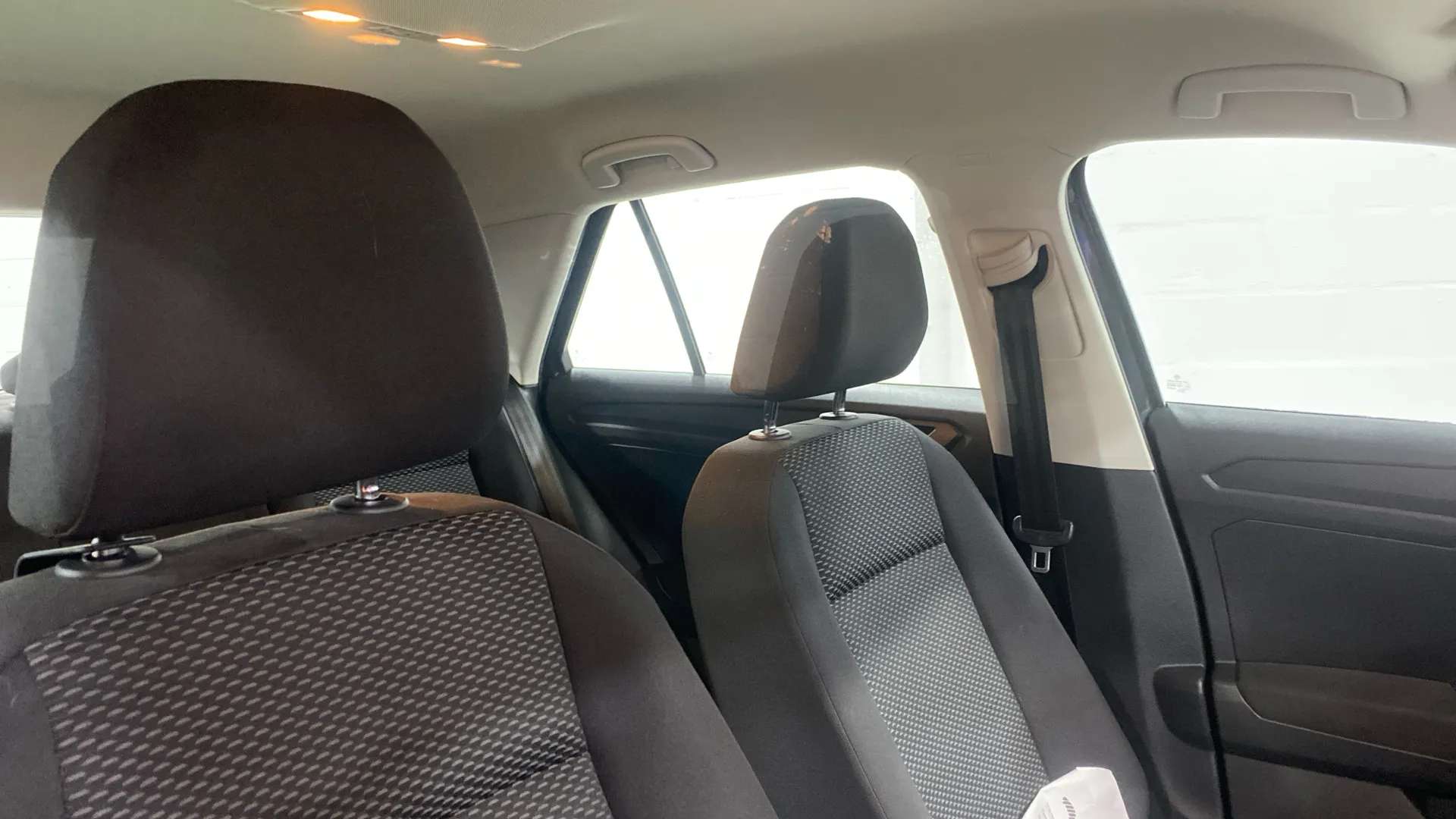 2019 VOLKSWAGEN T-ROC 2019 VOLKSWAGEN T-ROC