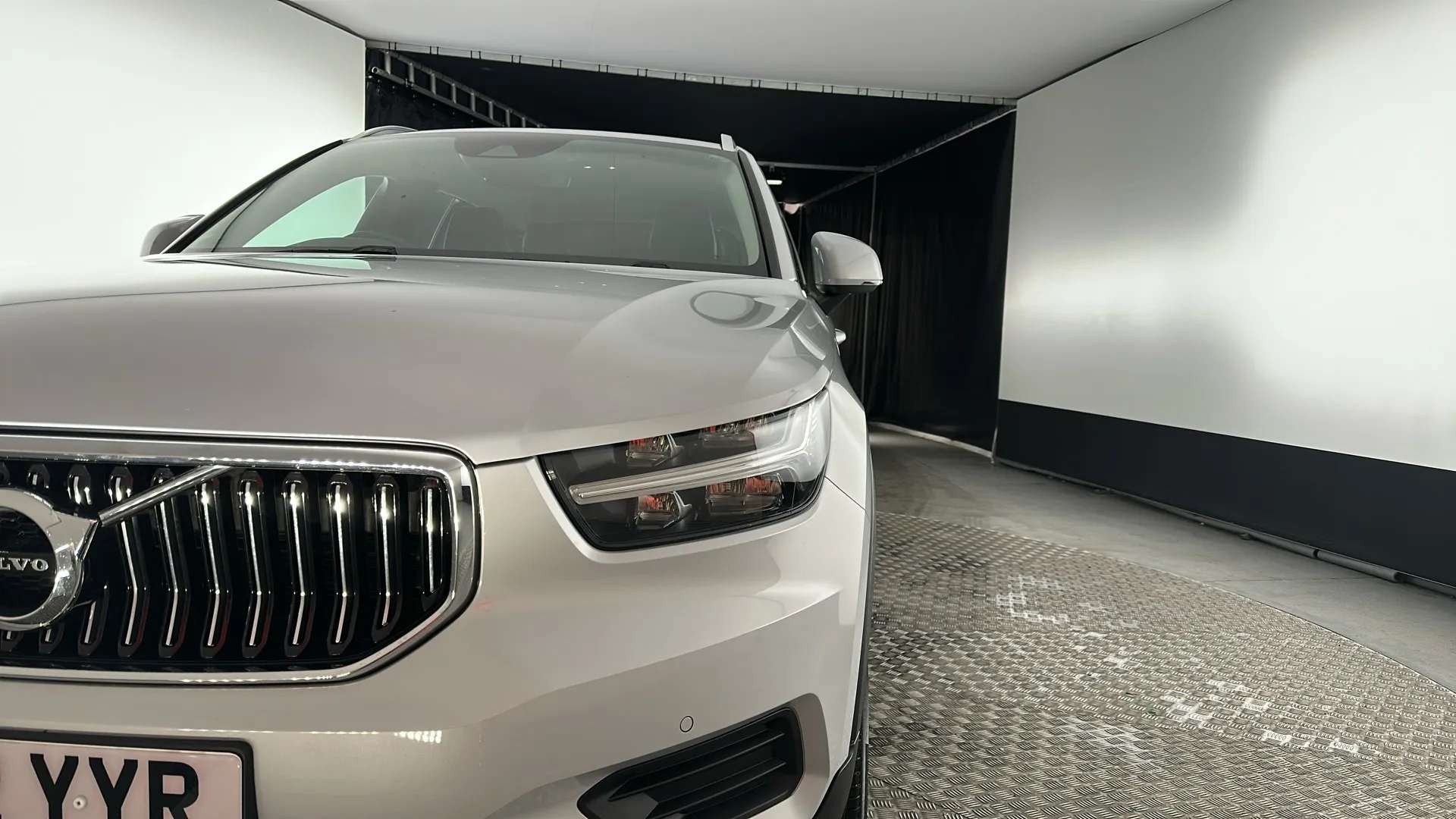 2022 VOLVO XC40 2022 VOLVO XC40