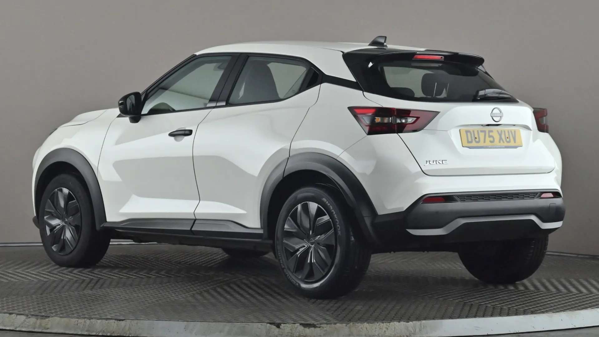 A 2025 NISSAN JUKE 1.0 DiG-T Acenta Premium DCT A 2025 NISSAN JUKE 1.0 DiG-T Acenta Premium DCT