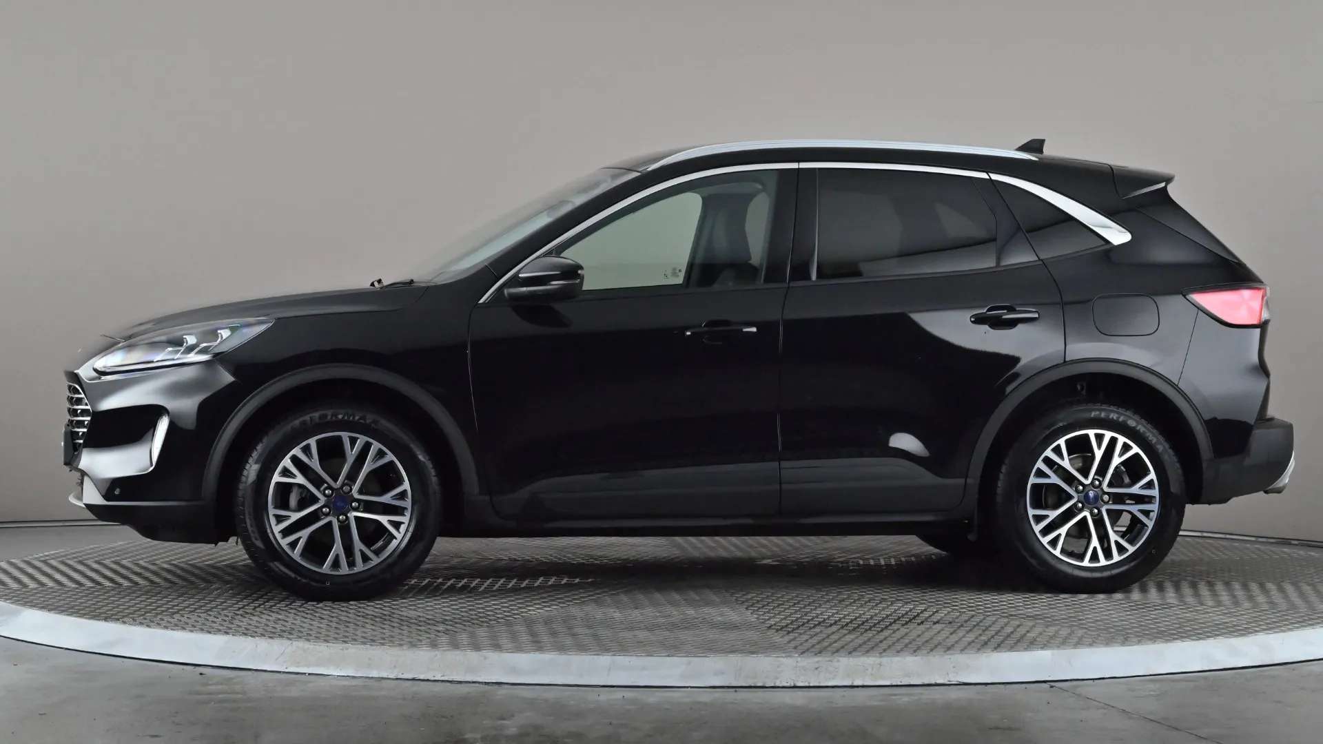 A 2023 FORD KUGA 1.5 EcoBoost 150 Titanium Edition A 2023 FORD KUGA 1.5 EcoBoost 150 Titanium Edition