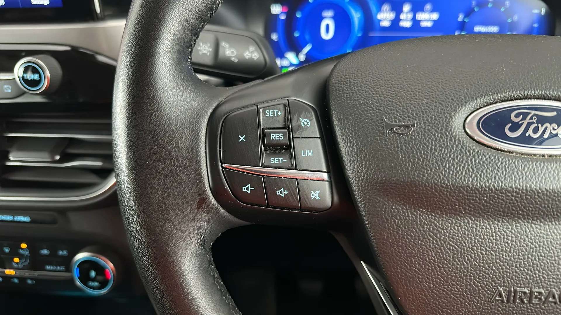 2023 FORD KUGA 2023 FORD KUGA