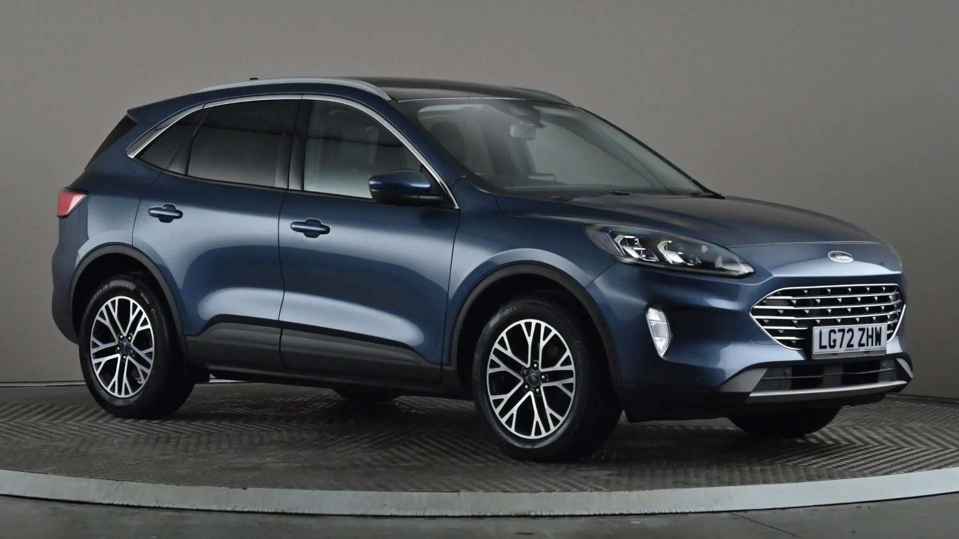 A 2022 FORD KUGA 1.5 EcoBoost 150 Titanium Edition A 2022 FORD KUGA 1.5 EcoBoost 150 Titanium Edition