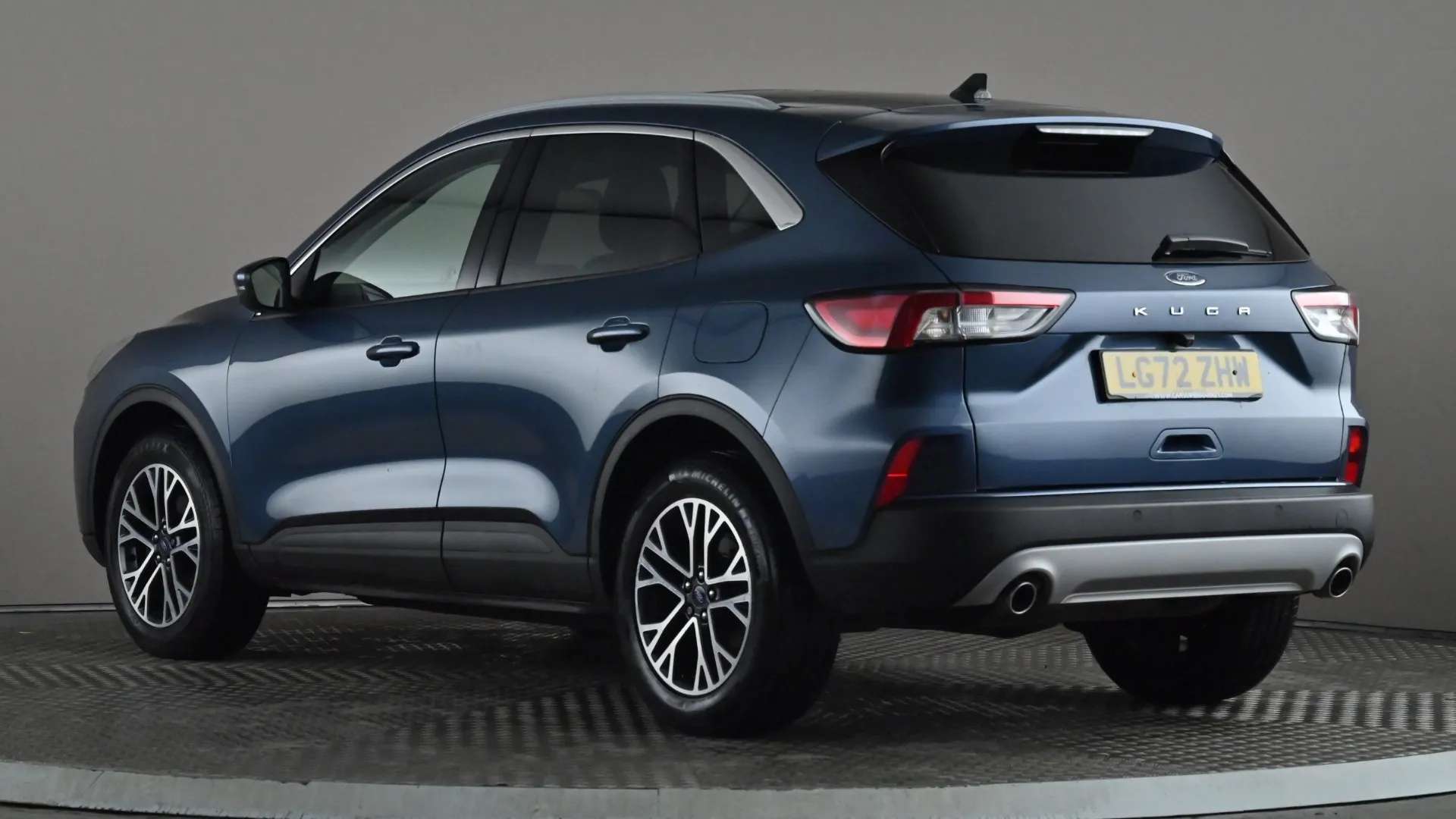 A 2022 FORD KUGA 1.5 EcoBoost 150 Titanium Edition A 2022 FORD KUGA 1.5 EcoBoost 150 Titanium Edition