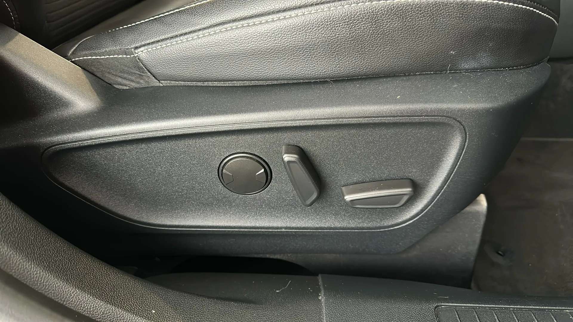 2023 FORD KUGA 2023 FORD KUGA