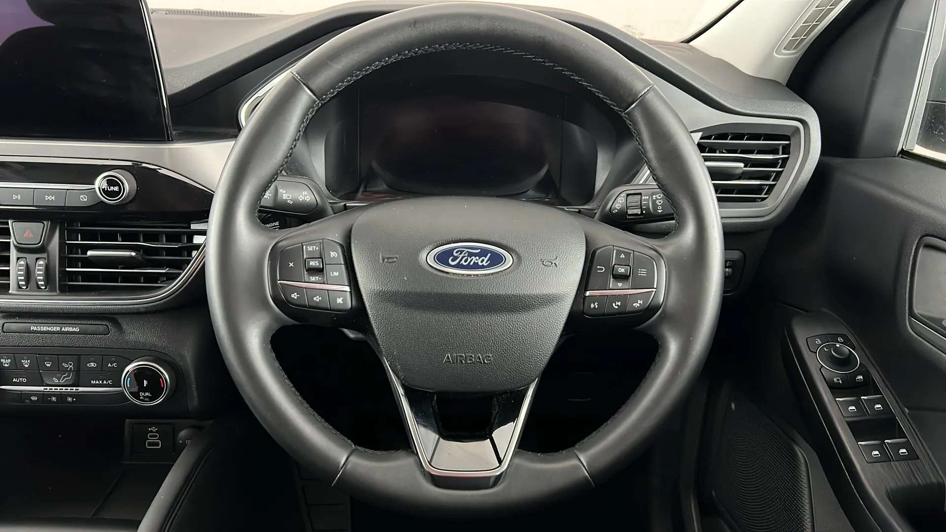 2023 FORD KUGA 2023 FORD KUGA