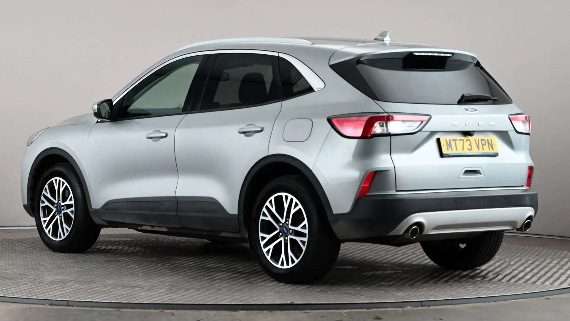 A 2023 FORD KUGA 1.5 EcoBoost 150 Titanium Edition A 2023 FORD KUGA 1.5 EcoBoost 150 Titanium Edition