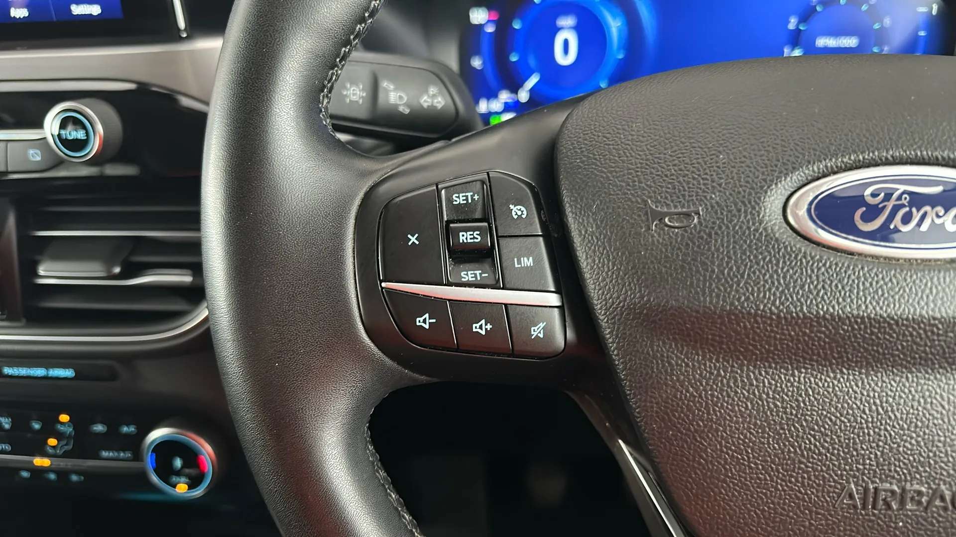 2023 FORD KUGA 2023 FORD KUGA