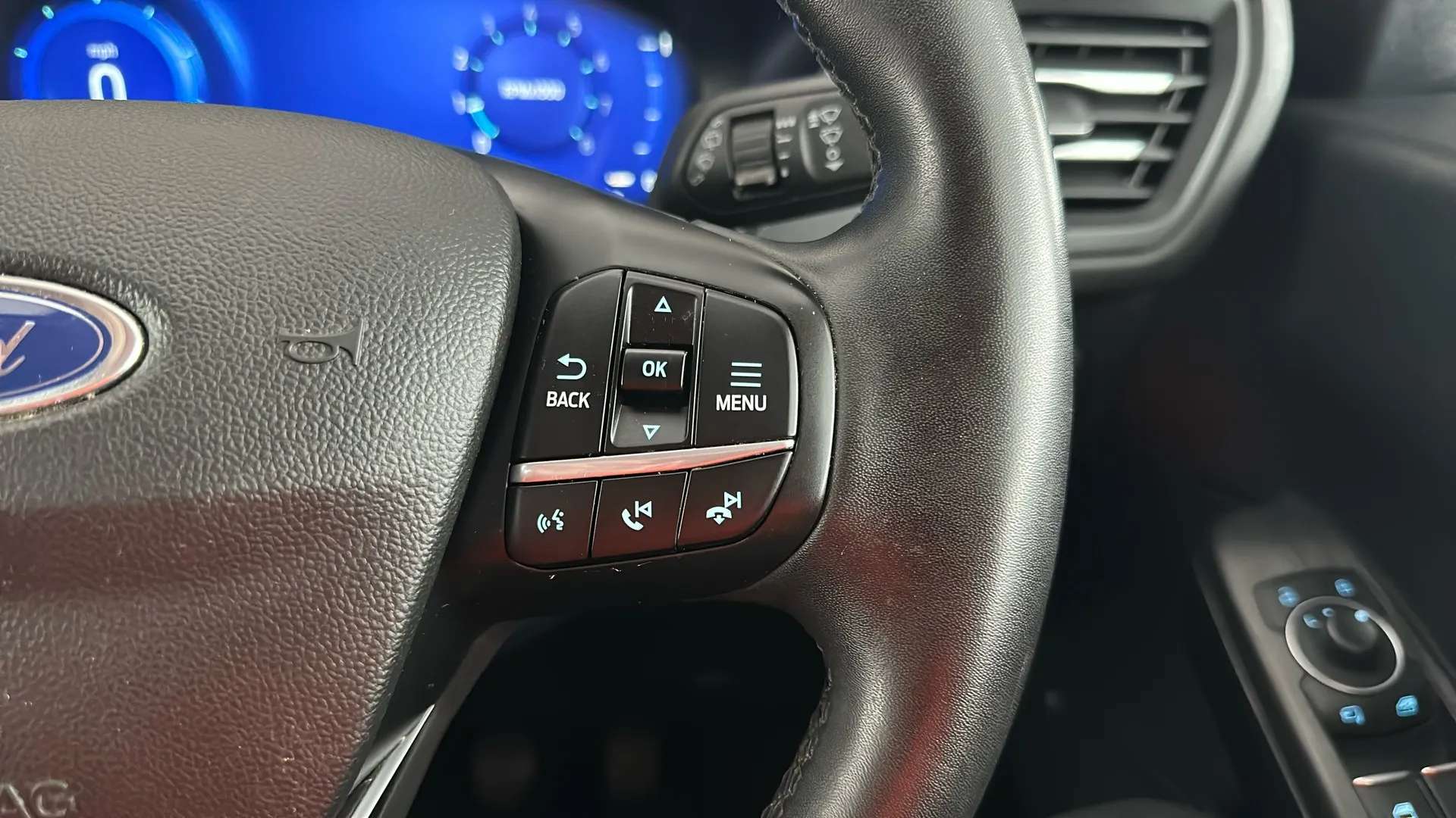 2023 FORD KUGA 2023 FORD KUGA