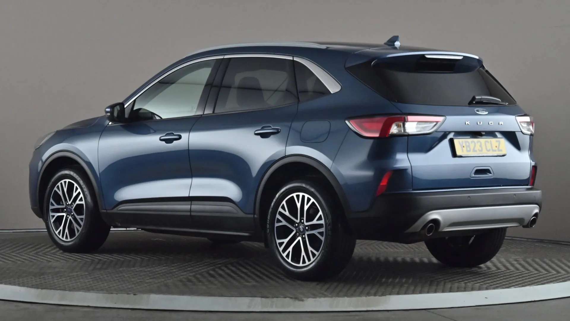 A 2023 FORD KUGA 1.5 EcoBoost 150 Titanium Edition A 2023 FORD KUGA 1.5 EcoBoost 150 Titanium Edition