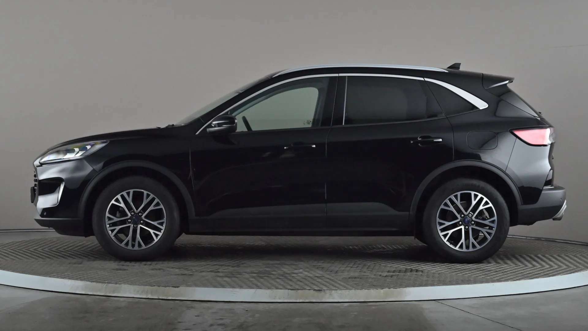 A 2023 FORD KUGA 1.5 EcoBoost 150 Titanium Edition A 2023 FORD KUGA 1.5 EcoBoost 150 Titanium Edition